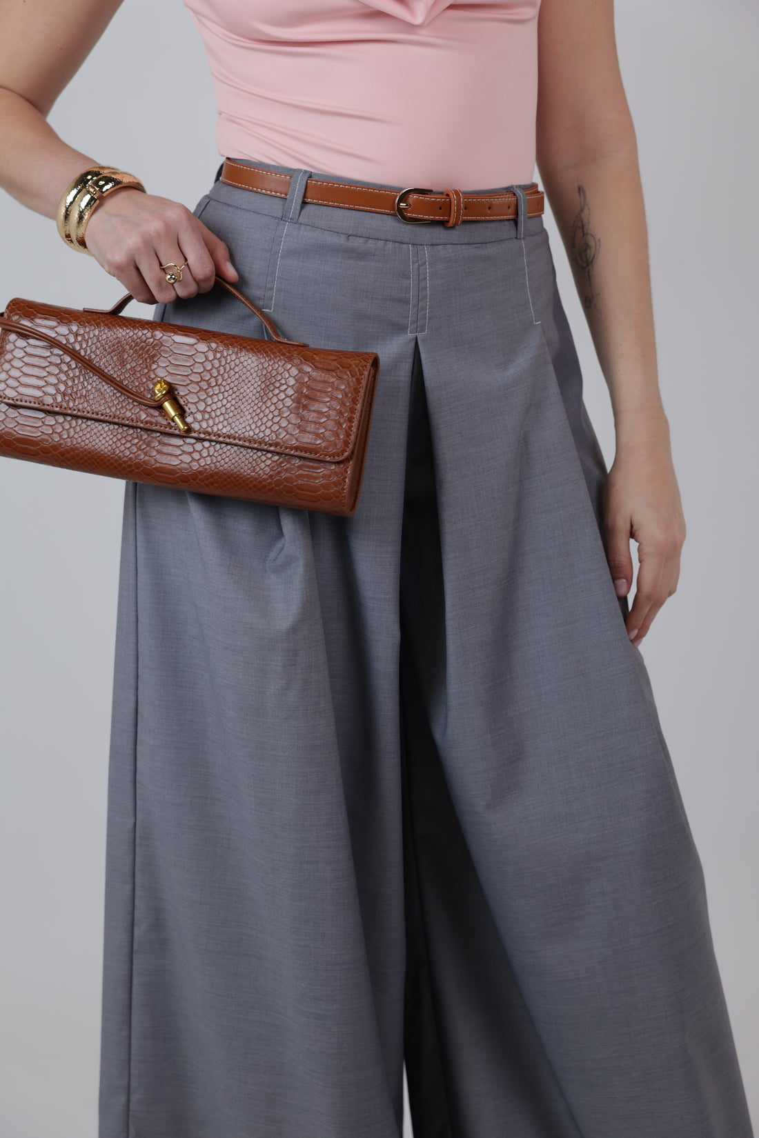 Avenia Belted Pants