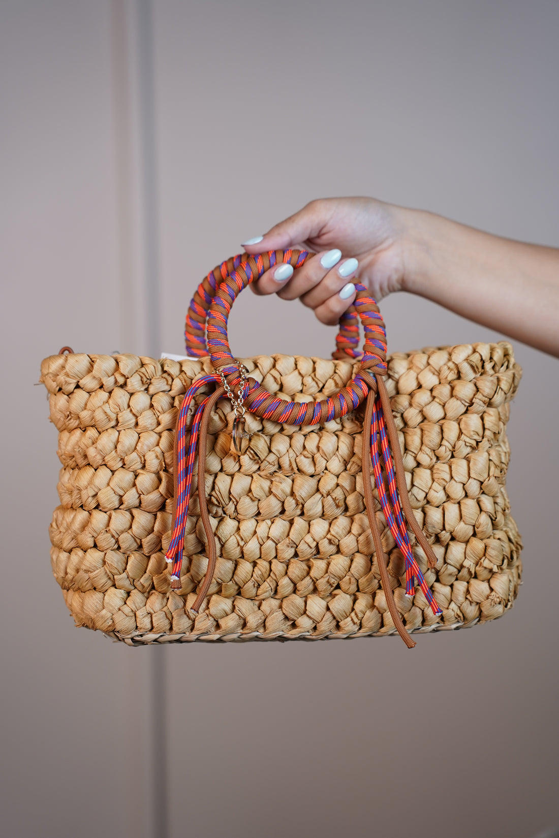Strappé Woven Circle Handle Bags – Tropical Texture Meets Playful Design - Carema Boutique