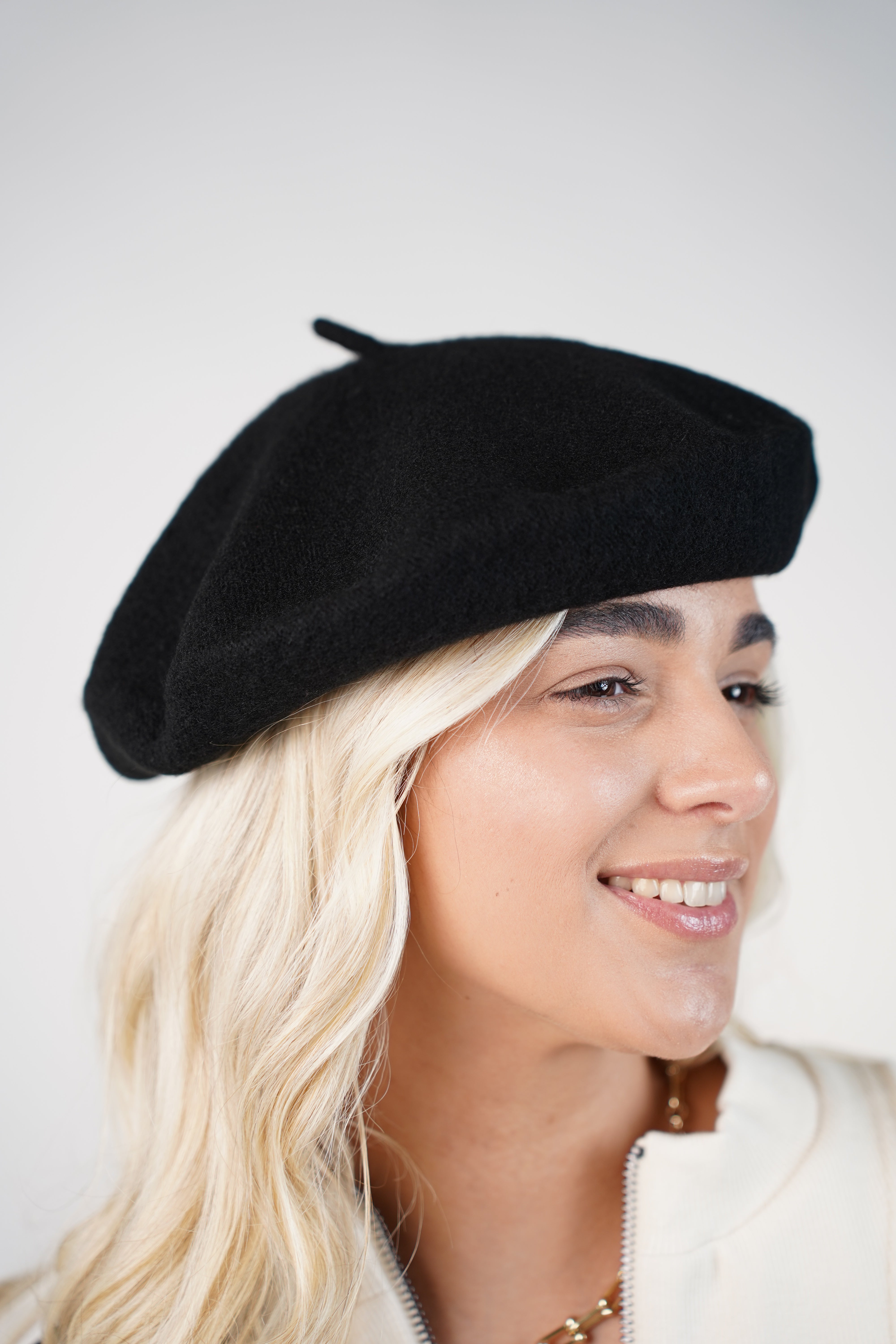 Paris Beret Hat – Classic French Elegance