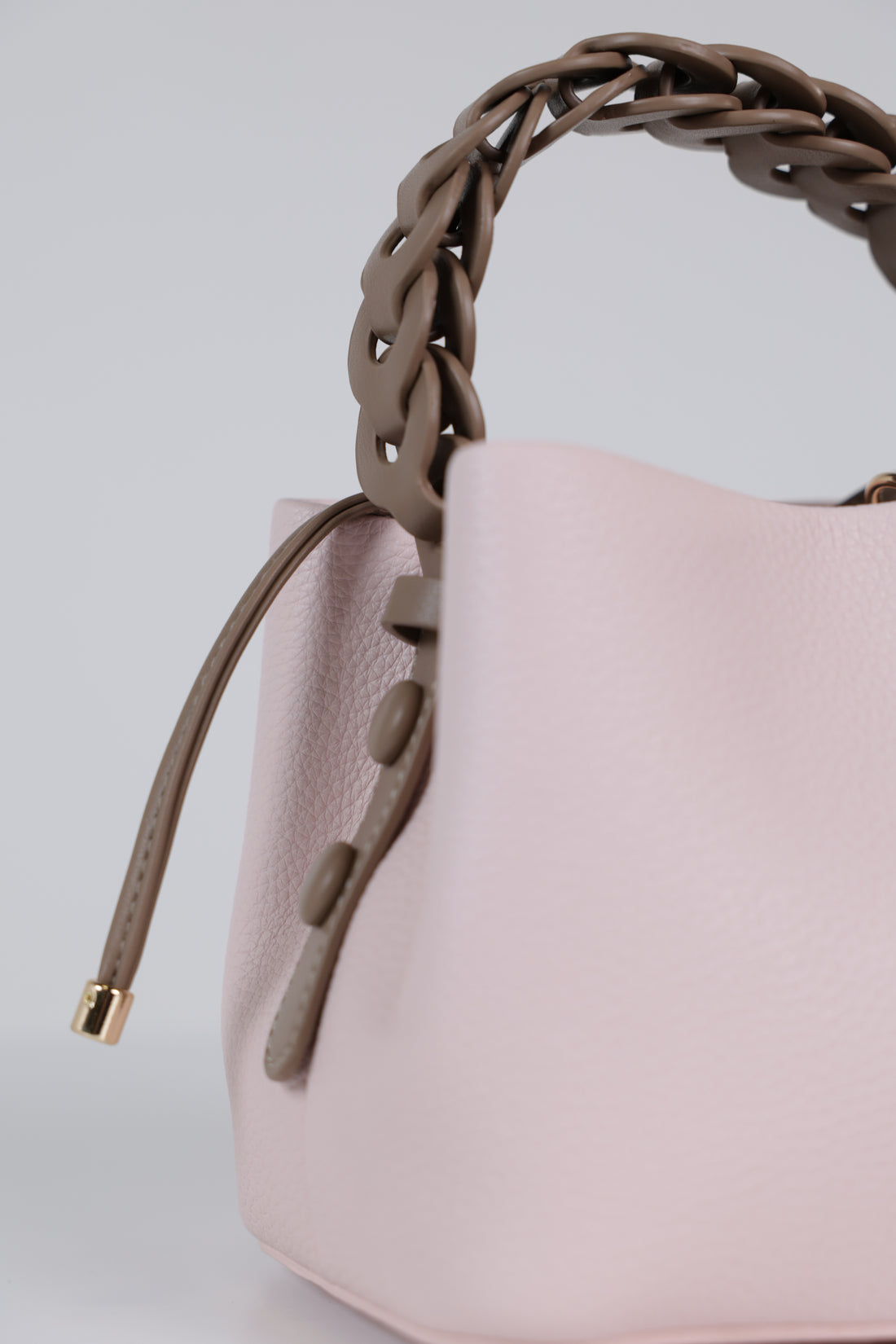 Olivia Mini Bucket Bags – Bold Style in a Compact Shape