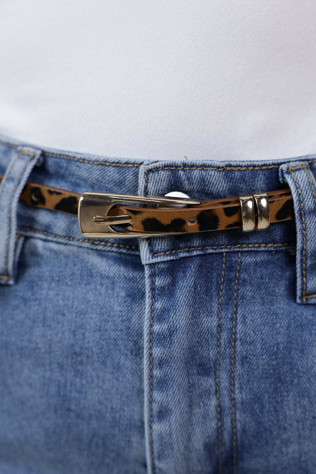 Avela Thin Leopard Belt