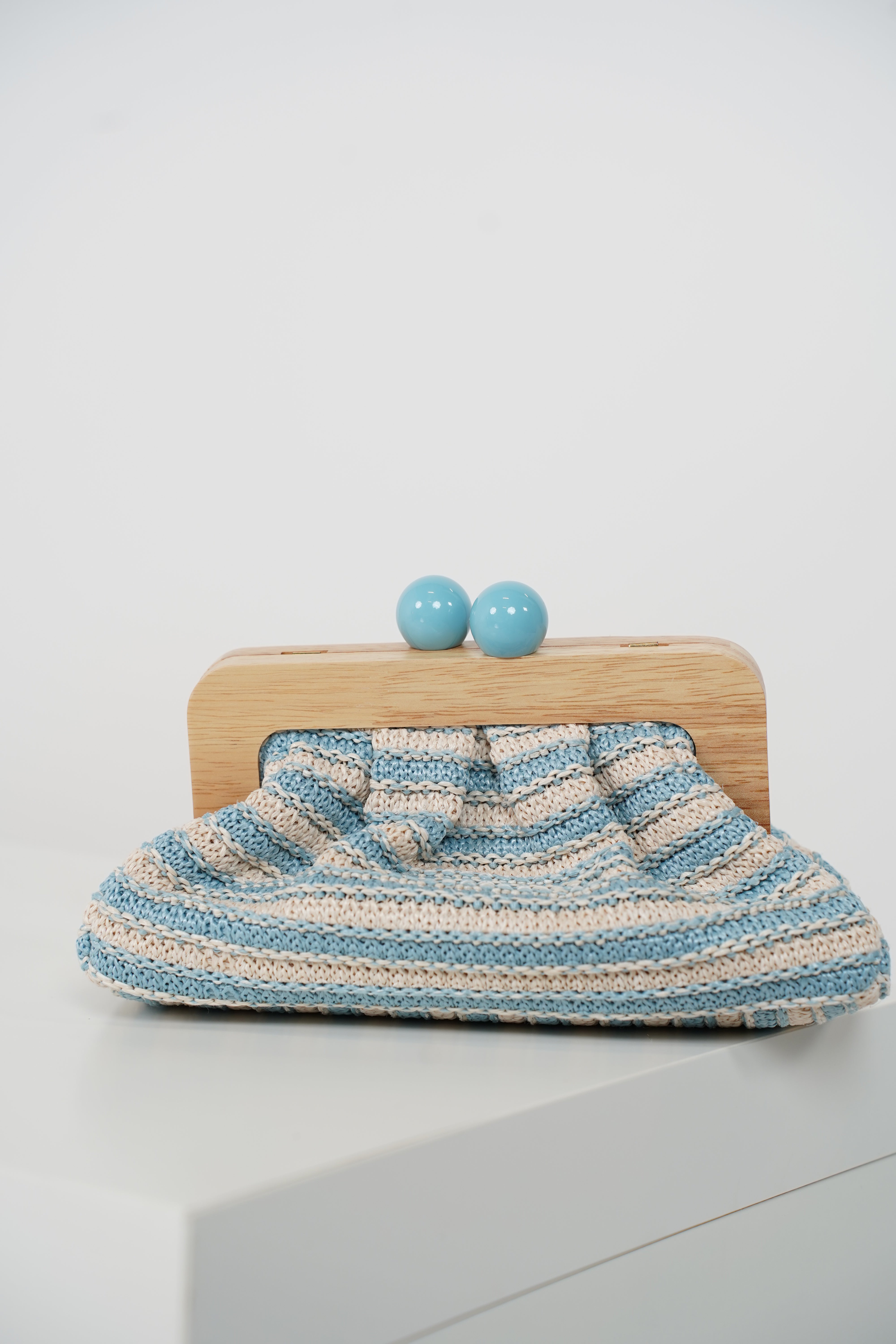 Zovina Beach Clutch – Striped Woven Clutch with Wooden Frame