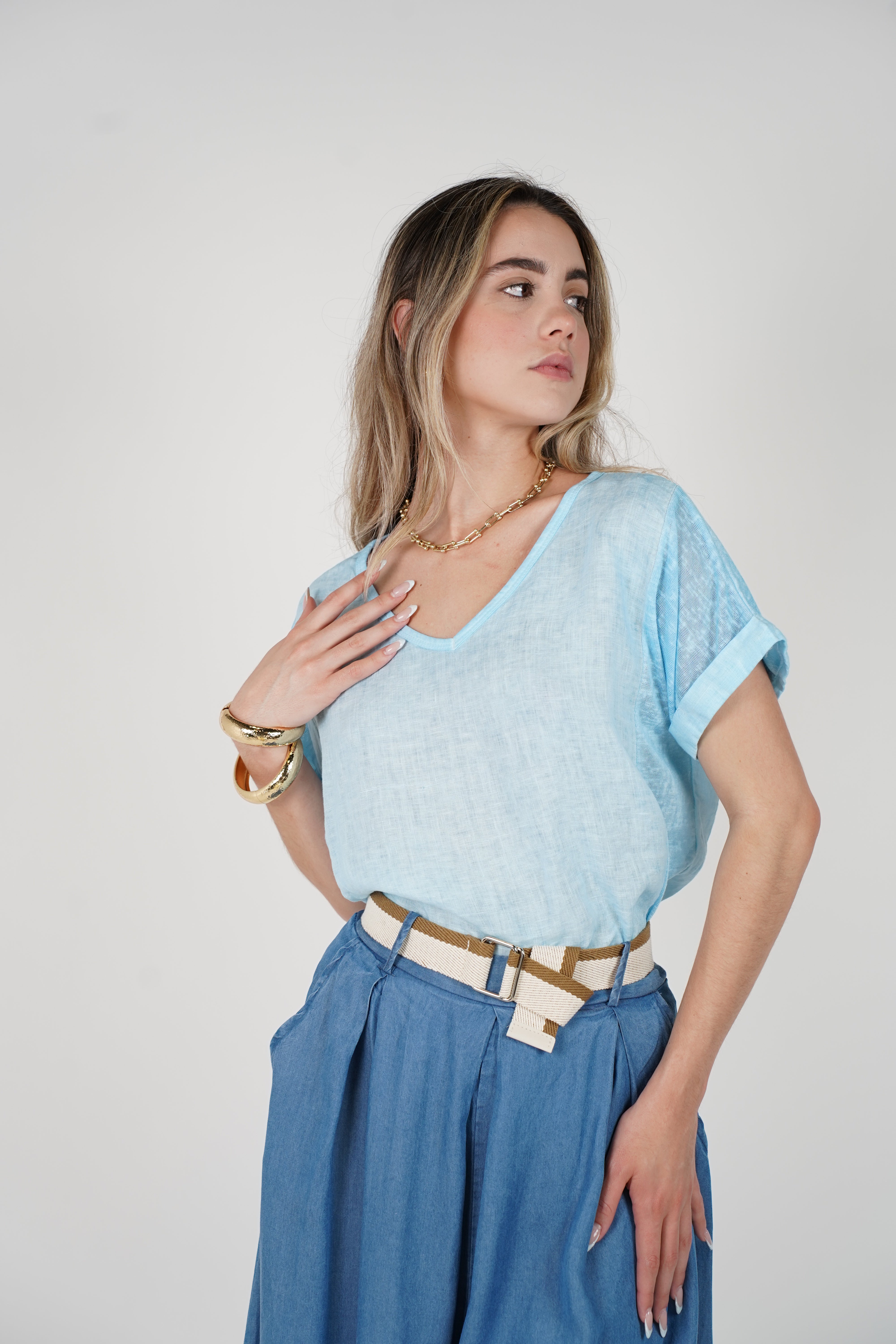 Norea Linen Top – Effortlessly Breezy, Naturally Chic