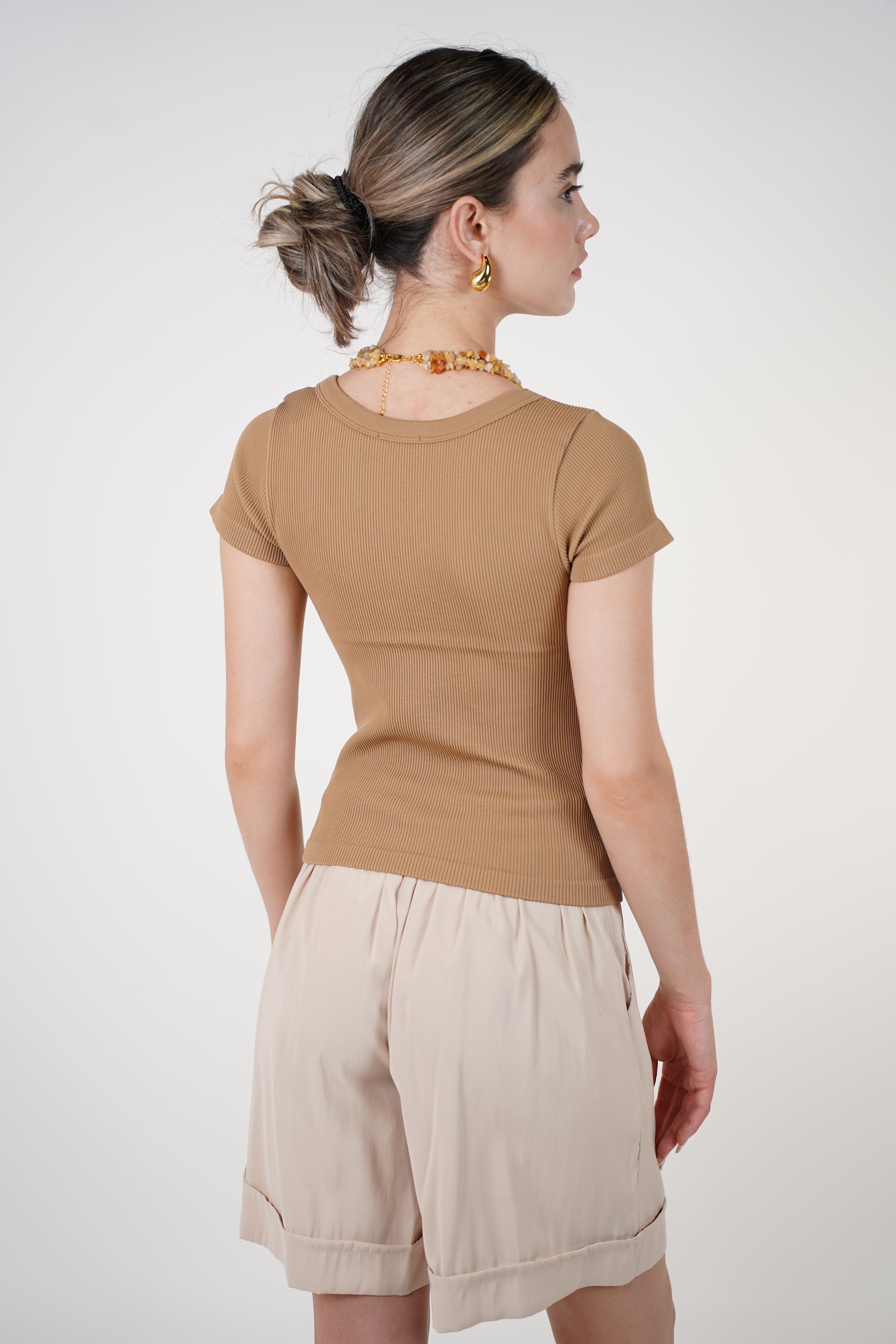 Viola Ribbed Basics – Short Sleeve Scoop Neck