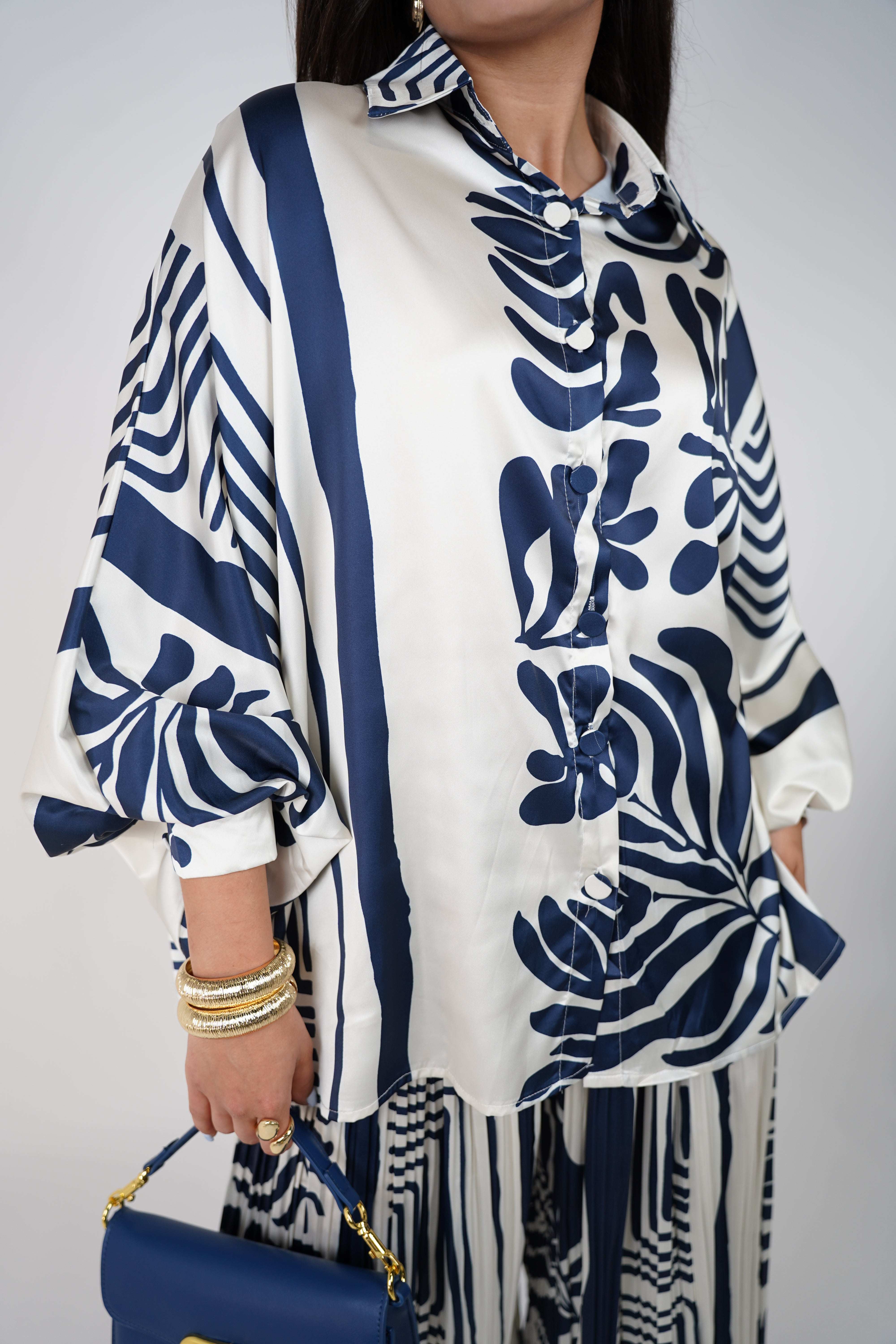 Rizia Pants Set – Artistic Print in Luxe Satin Flow