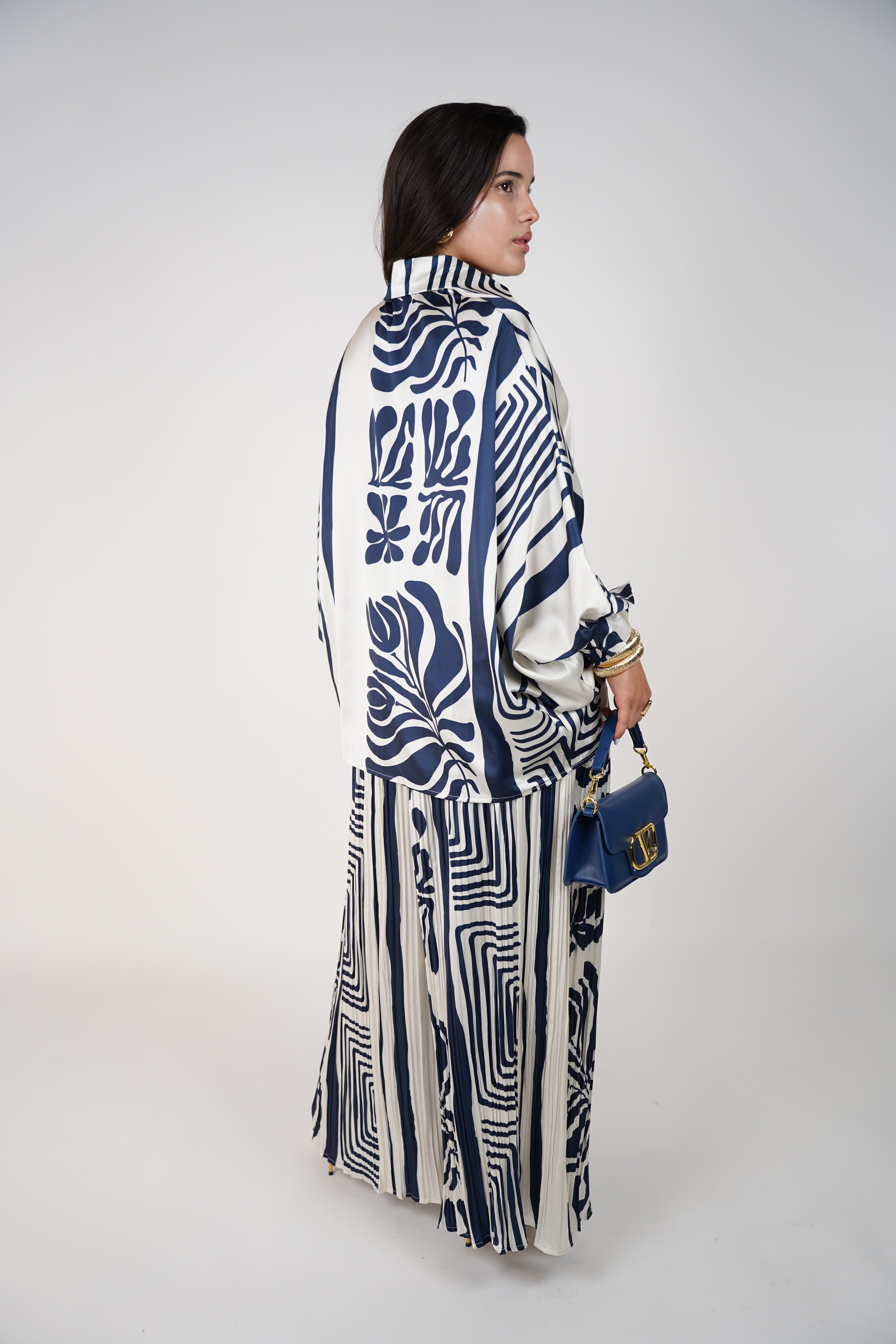 Rizia Pants Set – Artistic Print in Luxe Satin Flow