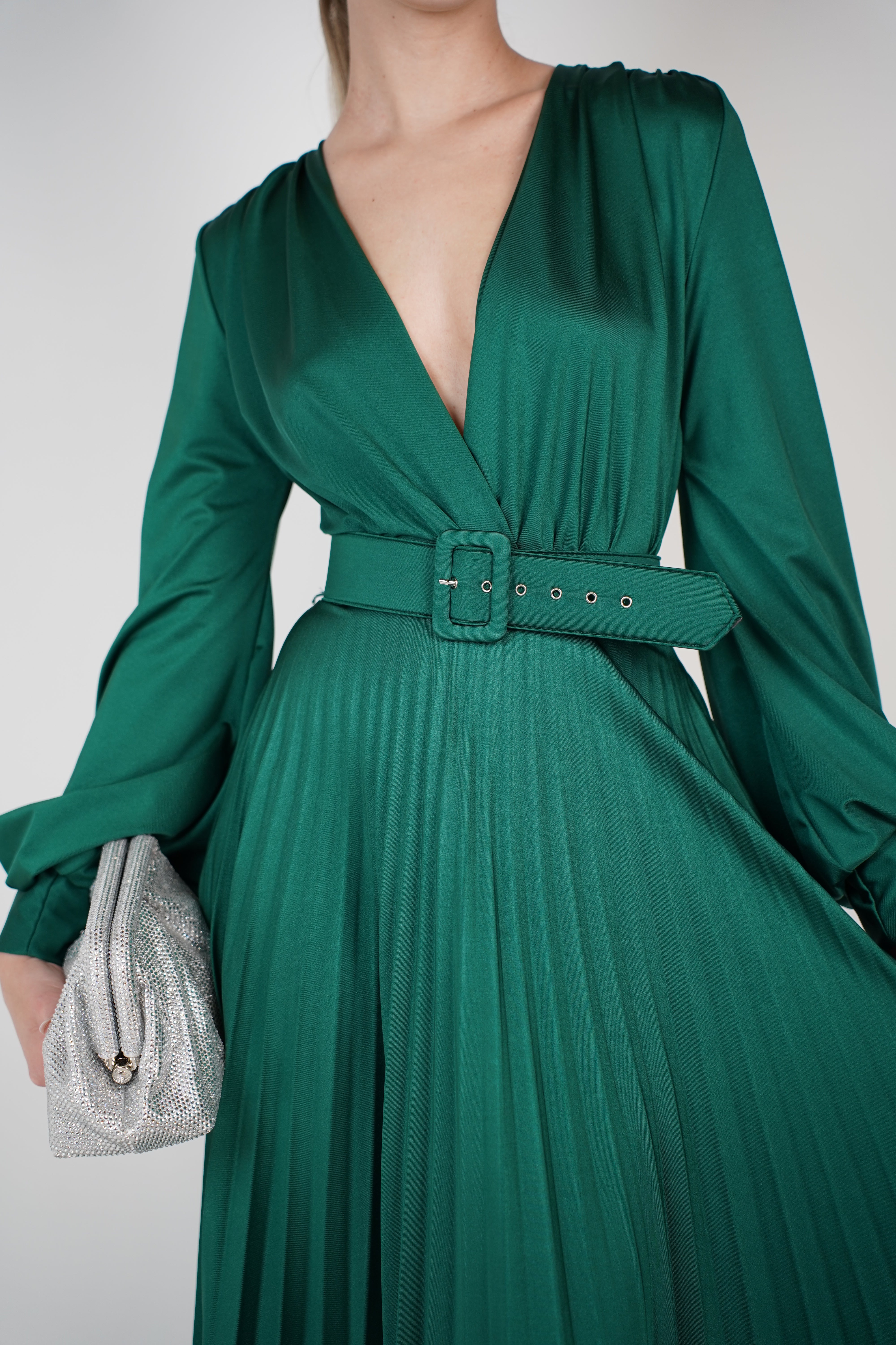 Vani Elegant Maxi Dress – Timeless Grace in Satin Green