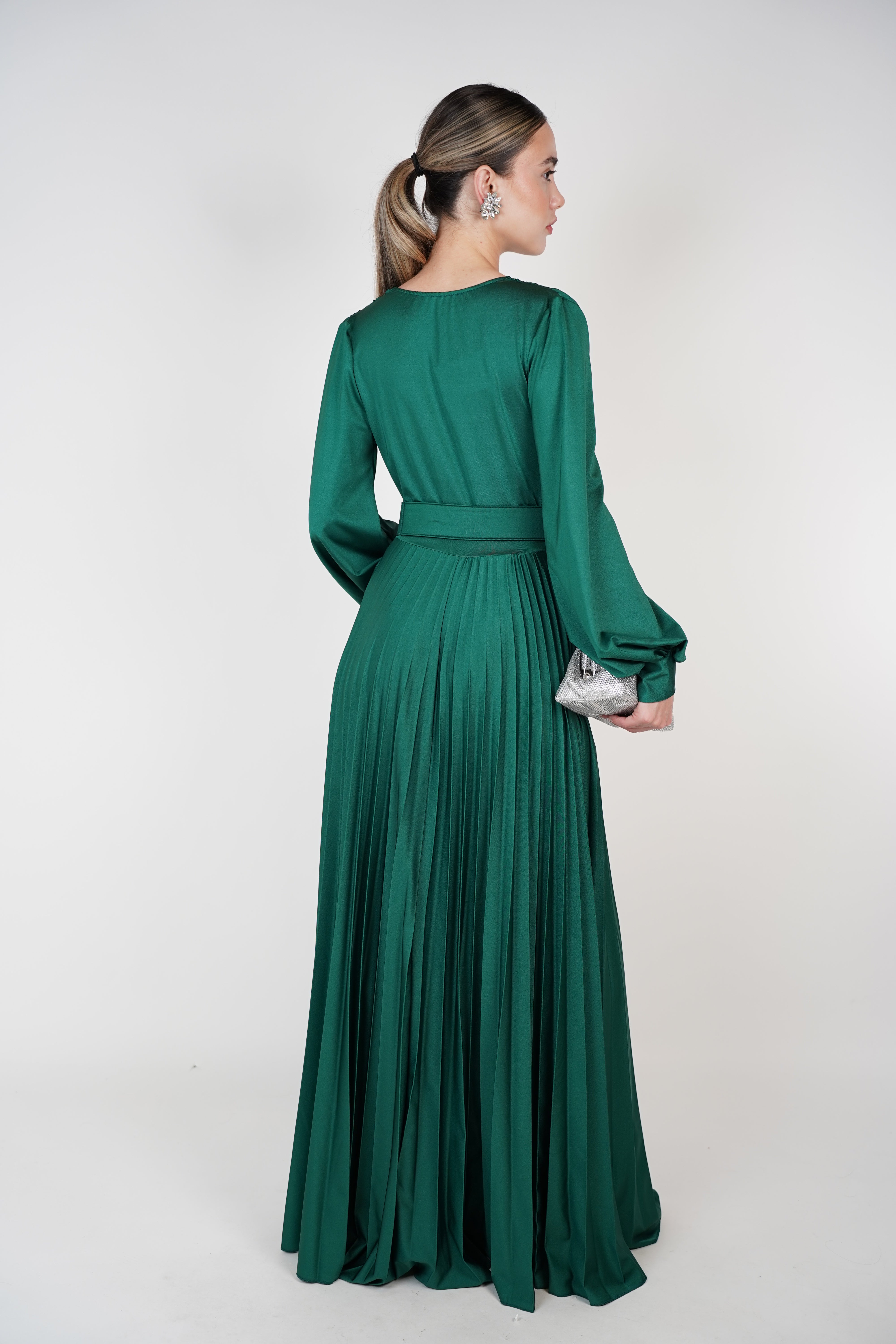 Vani Elegant Maxi Dress – Timeless Grace in Satin Green