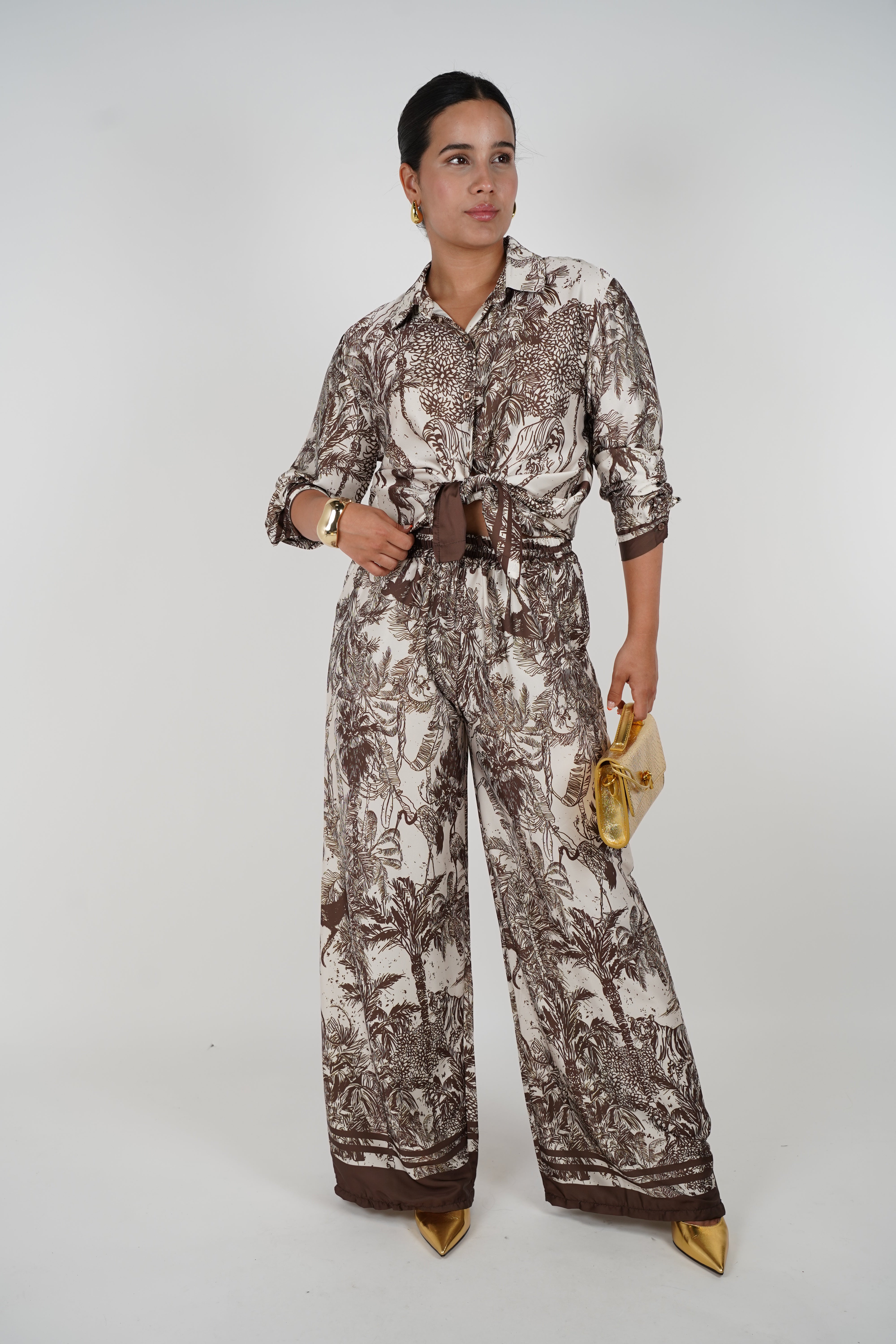 Zelyn Silk Pants Set – Luxe Printed Two-Piece for Effortless Elegance