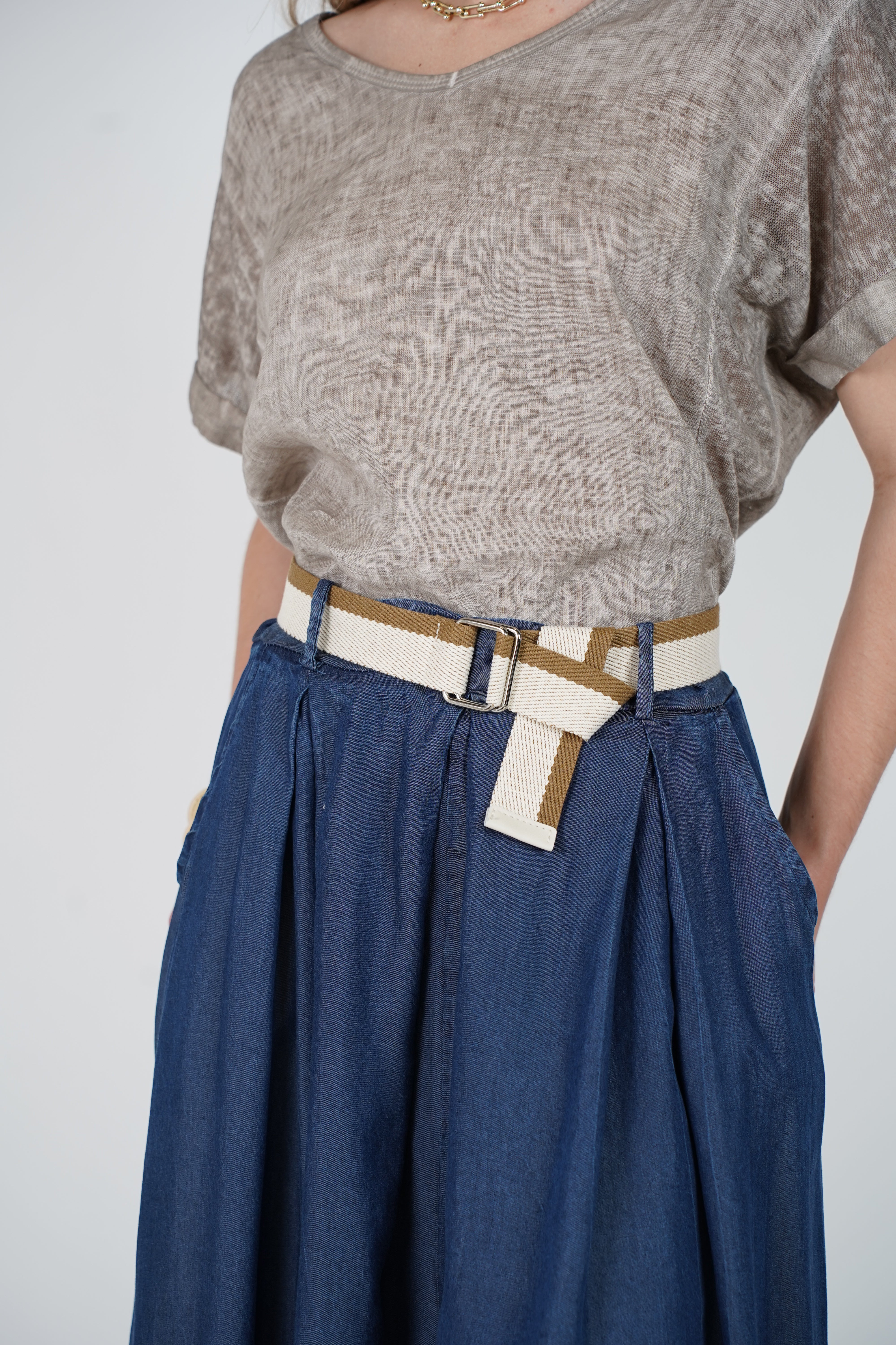 Vionne Belted Pants – Effortless Wide-Leg Style with Included Belt