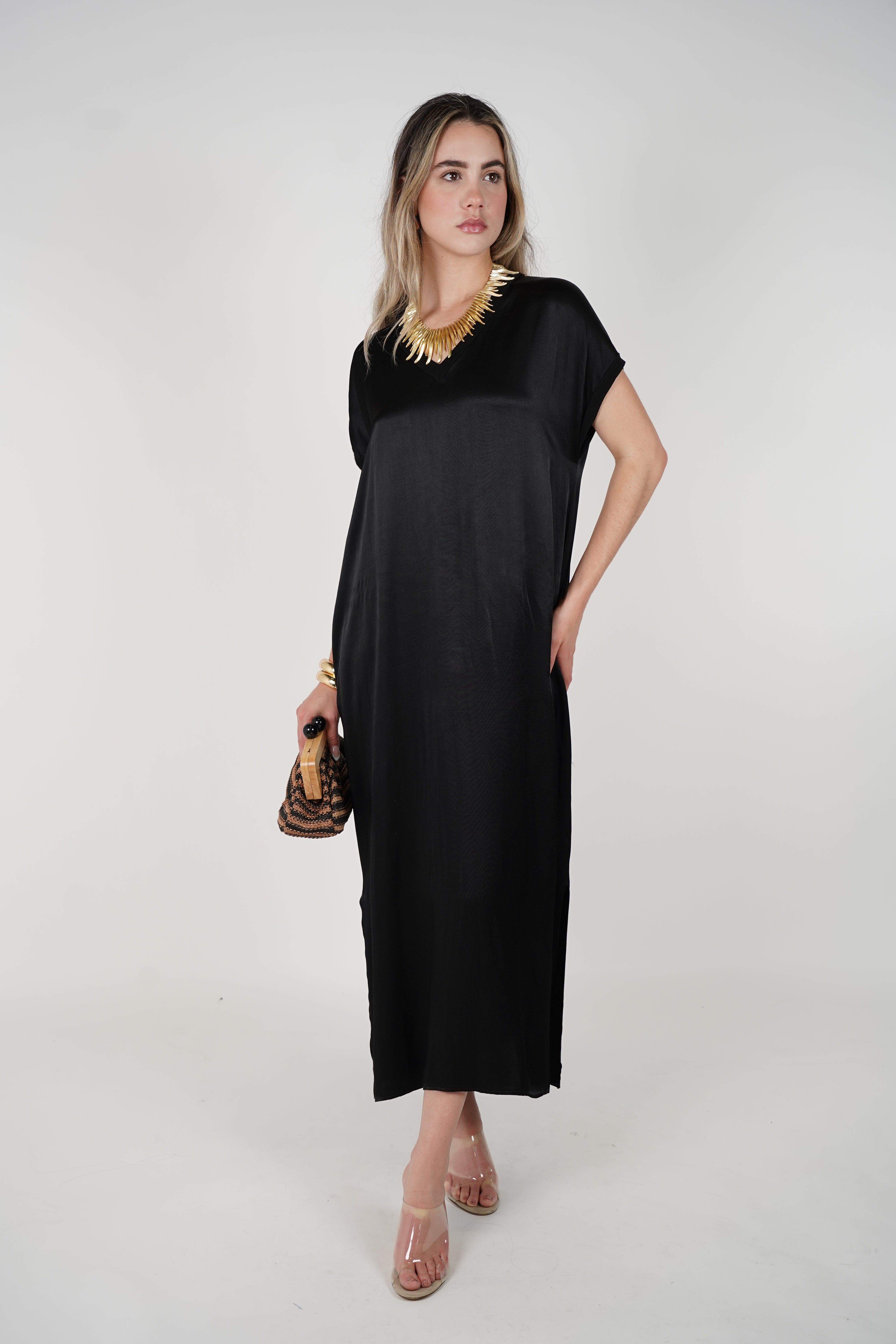 Narela Maxi Dress – Effortless Sophistication in Multiple Colors