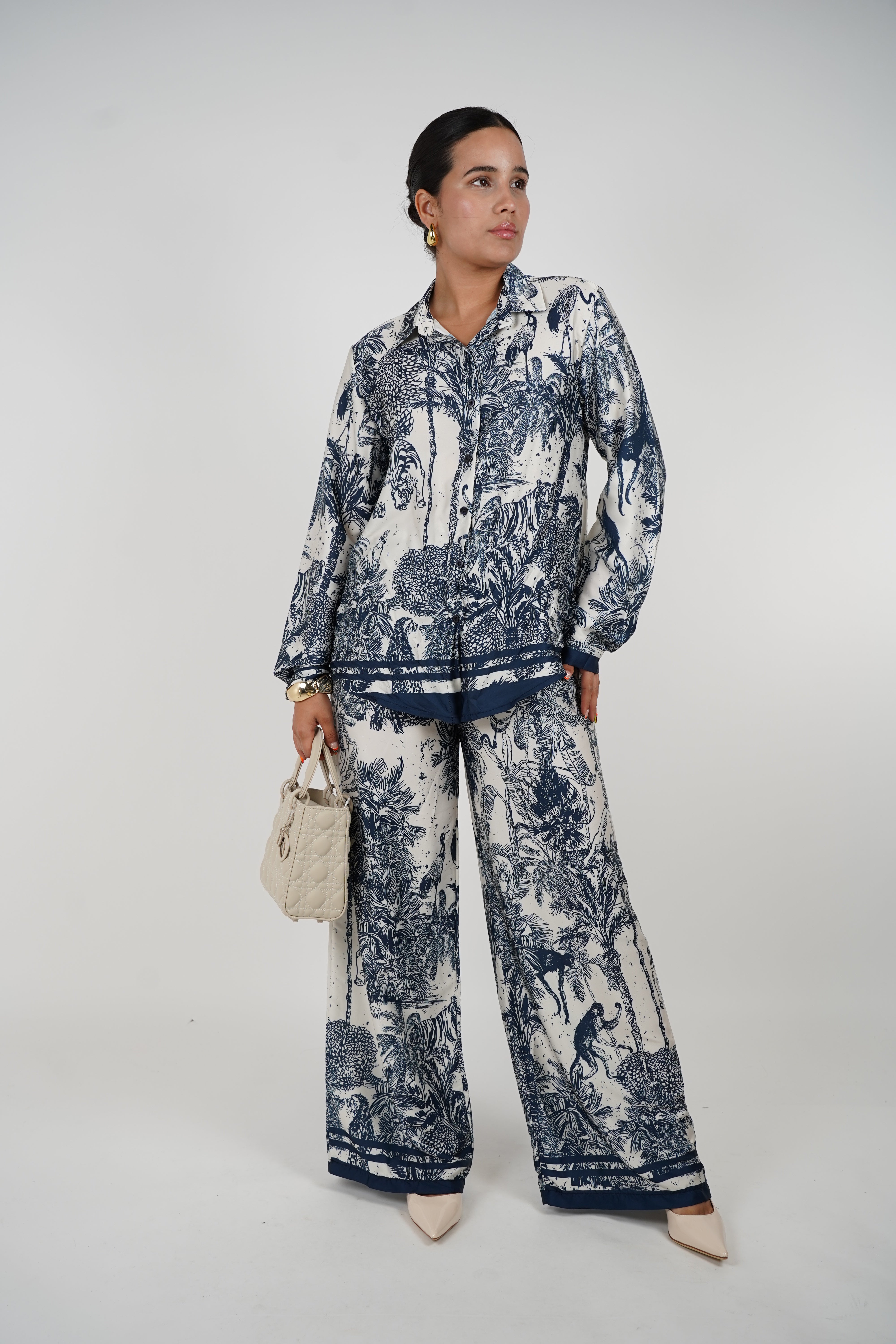 Zelyn Silk Pants Set – Luxe Printed Two-Piece for Effortless Elegance