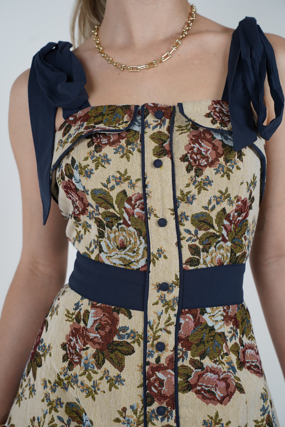 Elysha Floral Vintage Maxi Dress – Classic Elegance with Retro-Inspired Florals
