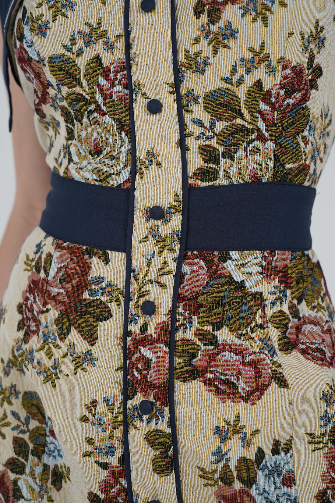 Elysha Floral Vintage Maxi Dress – Classic Elegance with Retro-Inspired Florals