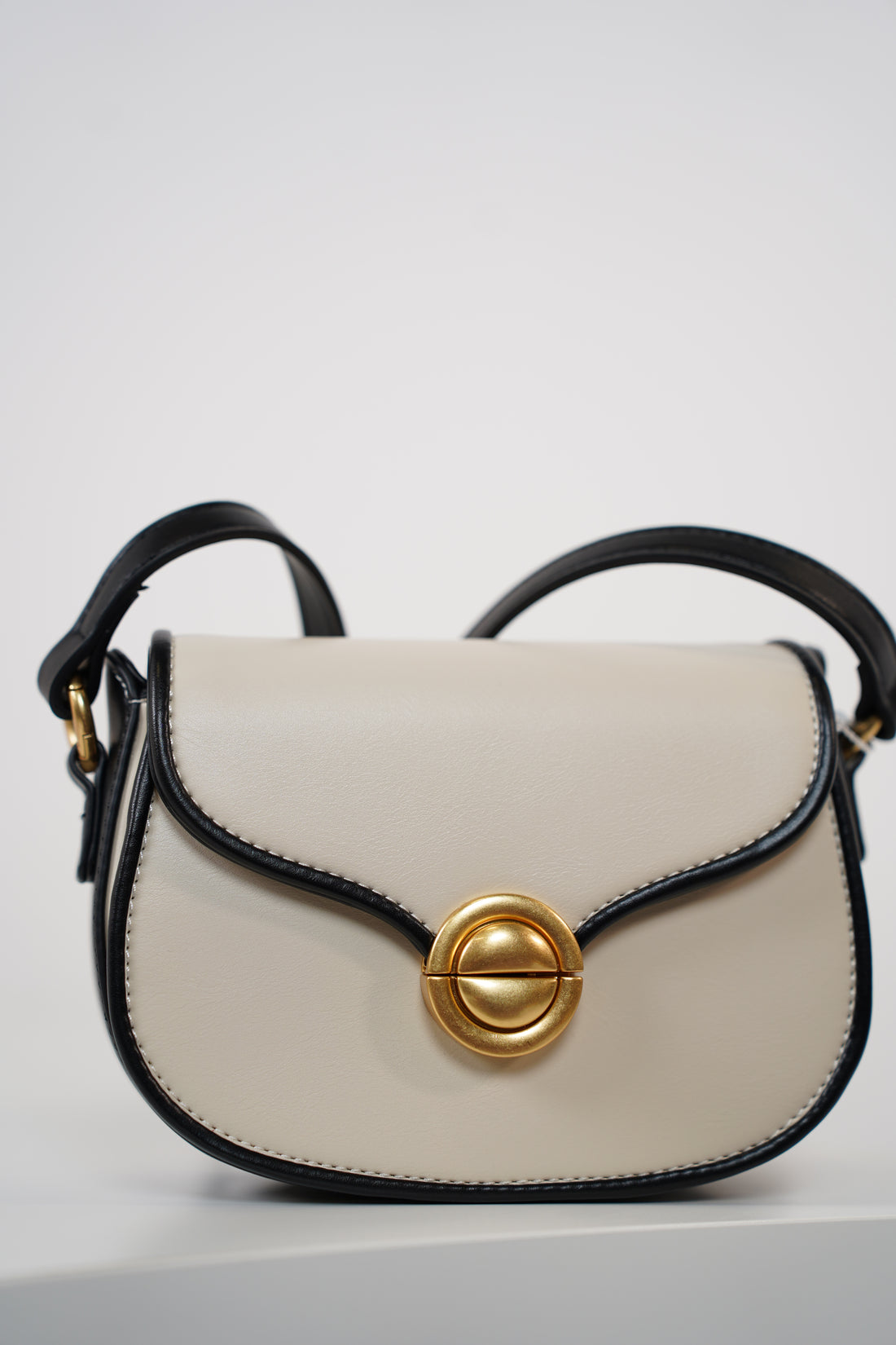 Tave Mini Shoulder Bag – Chic Two-Tone Design
