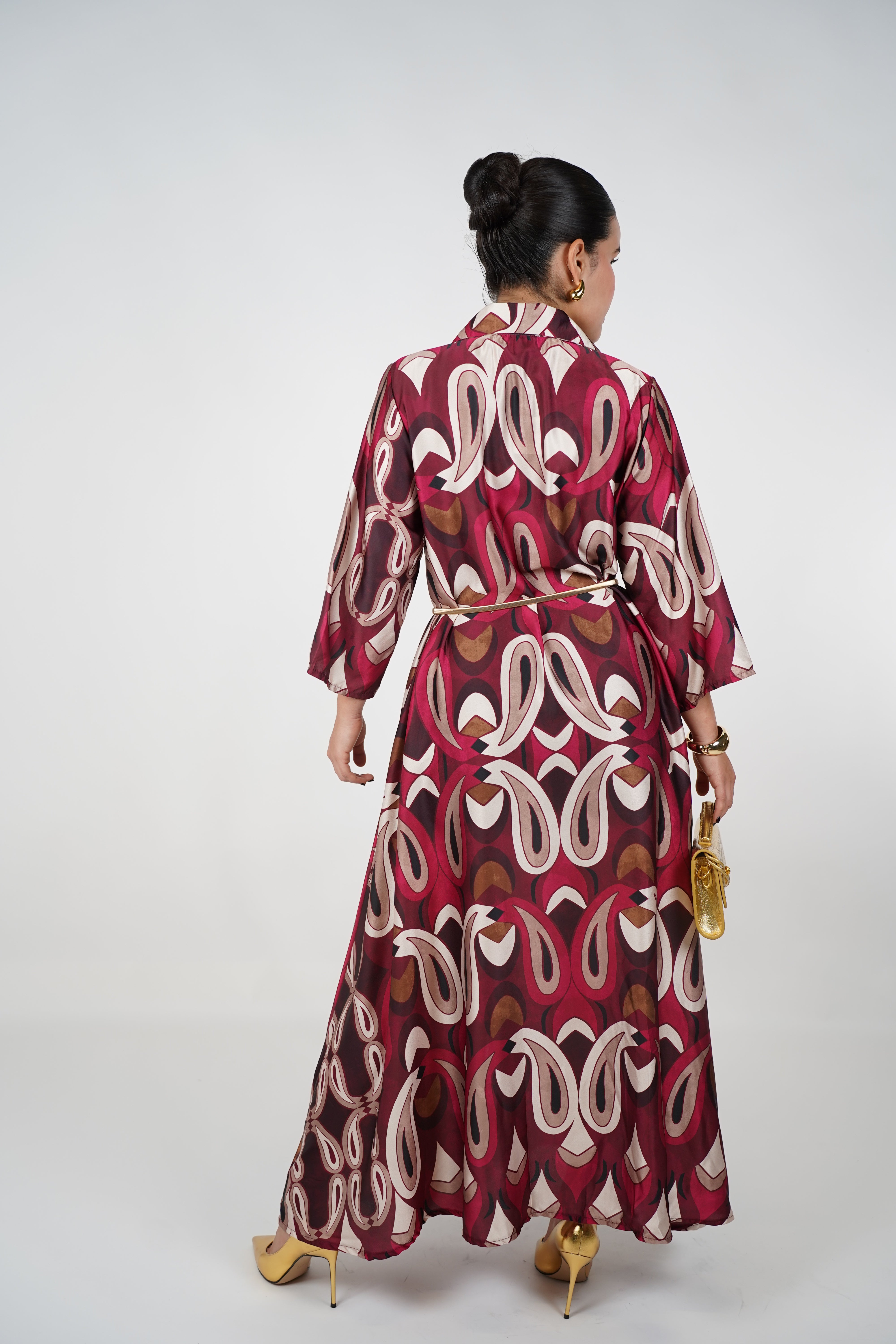 Ciela Maxi Dress – Flowing Elegance in Bold Prints