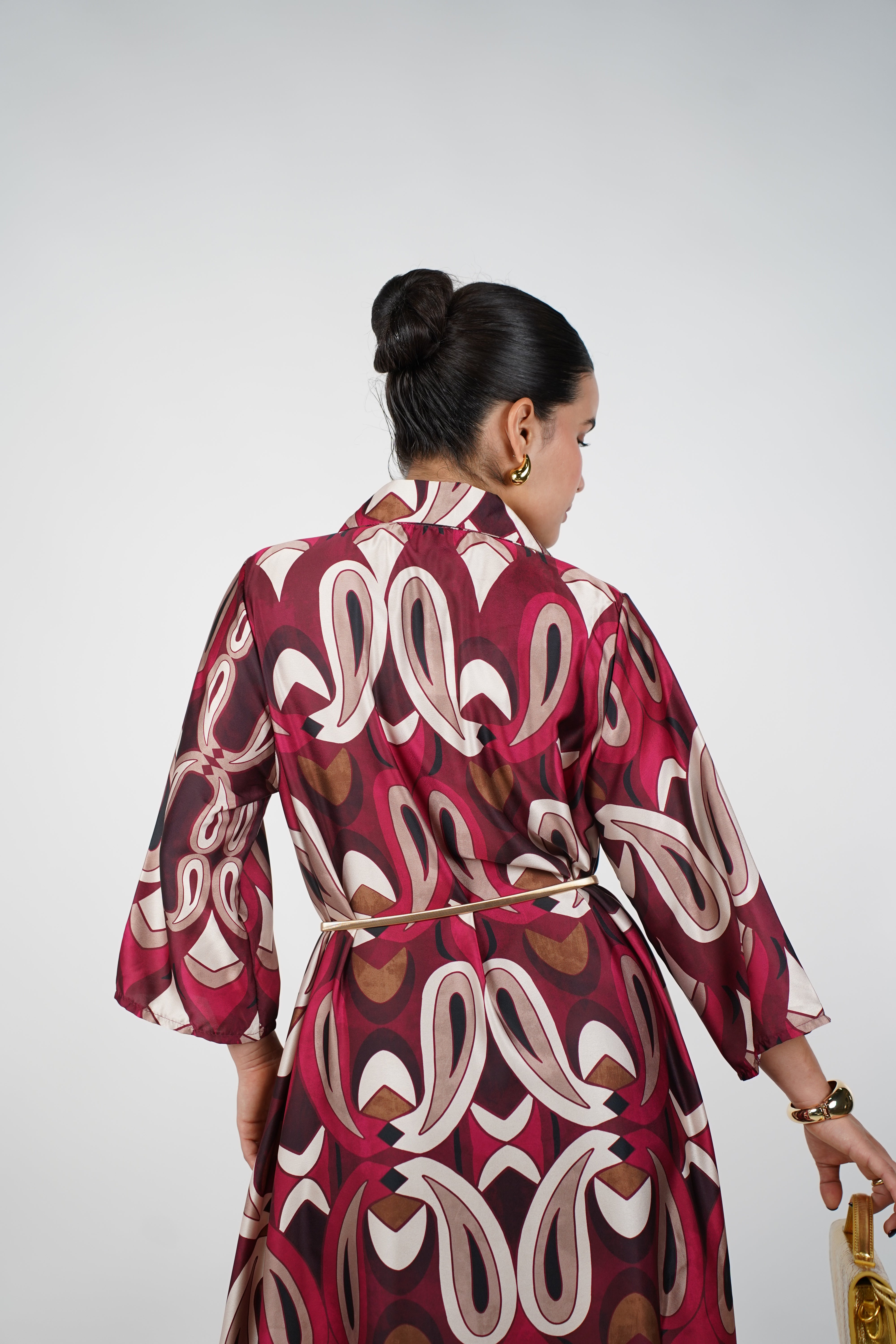 Ciela Maxi Dress – Flowing Elegance in Bold Prints