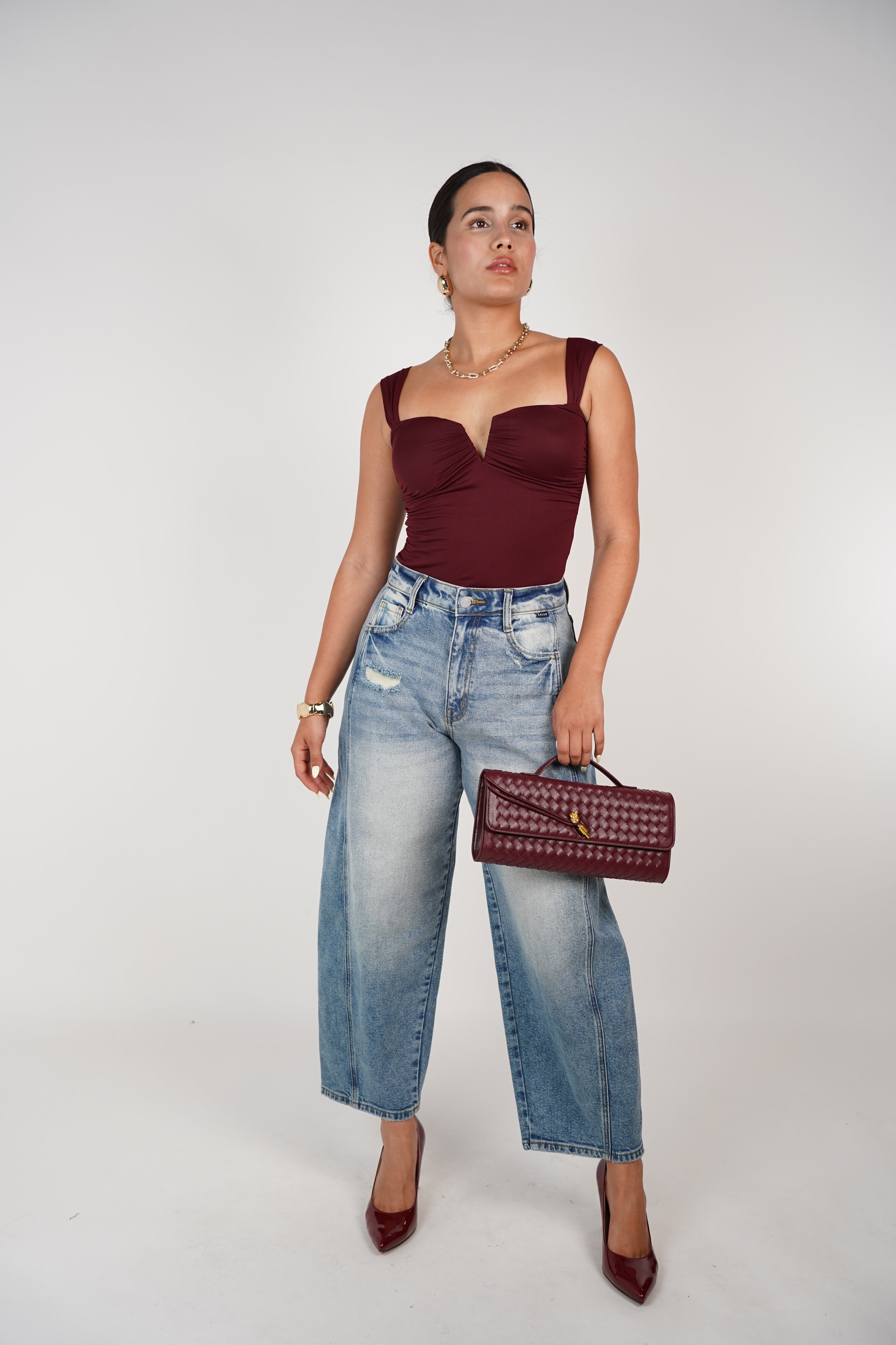 Zovi Barrel Jeans – Casual Structure, Effortless Style