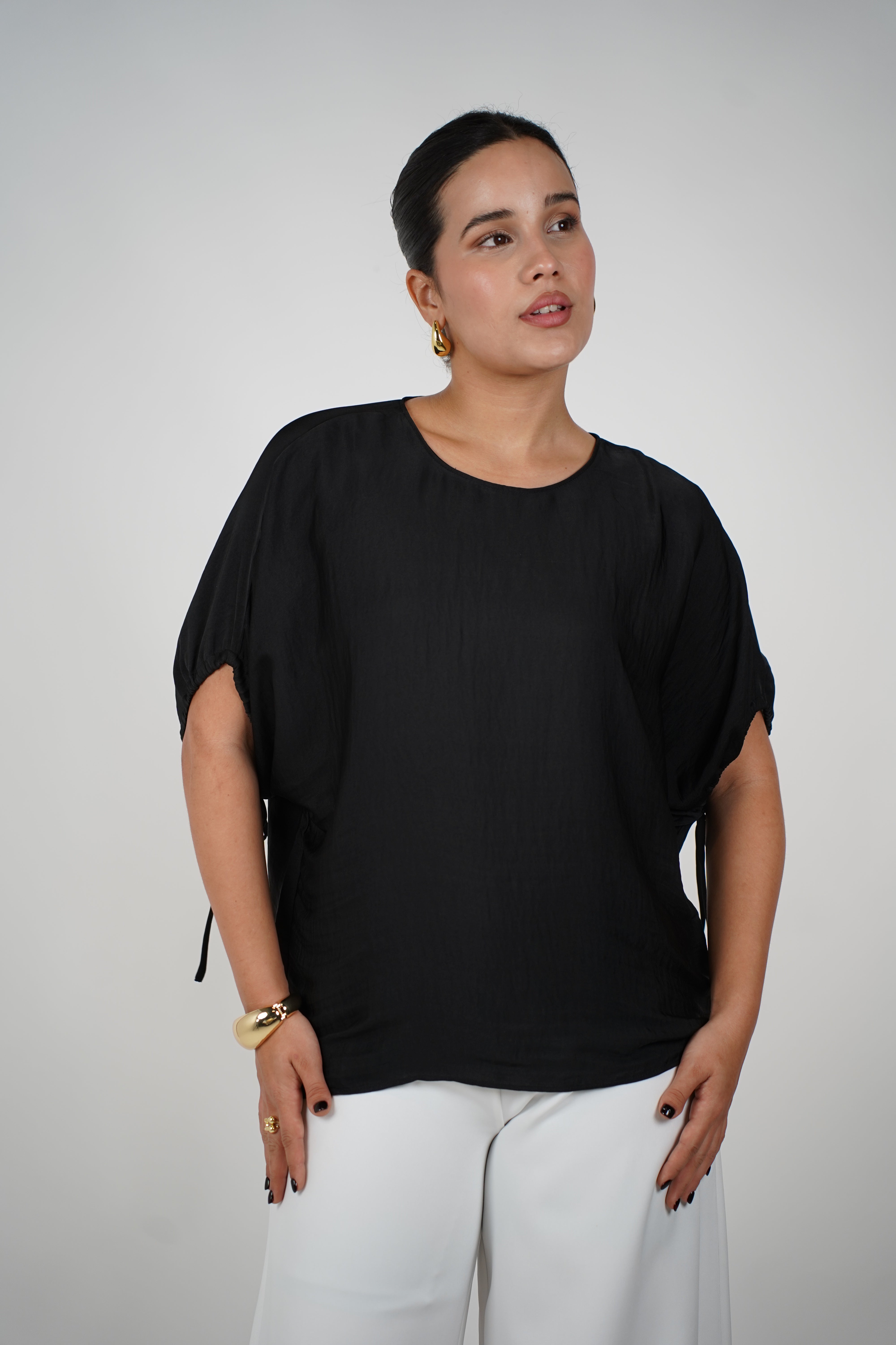 Zovi Flaca Top – Effortless Relaxed Fit Blouse