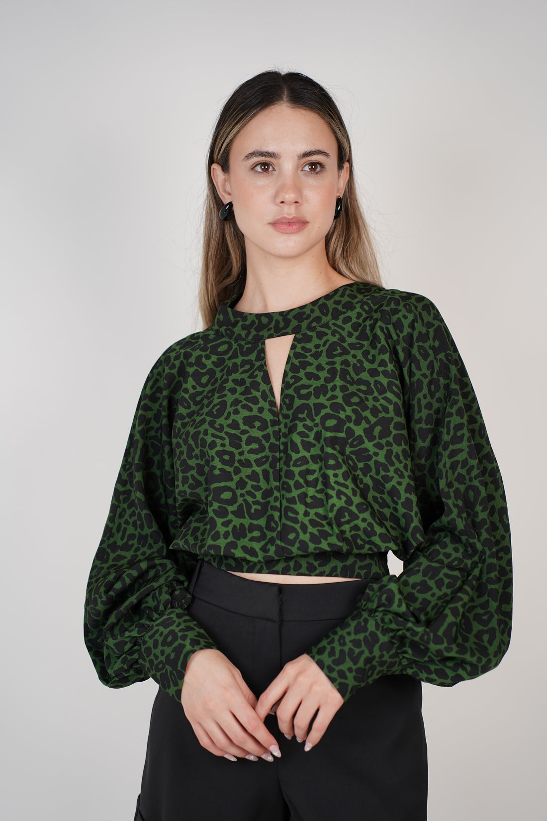 Cheetah Top – Wild Print, Sleek Silhouette