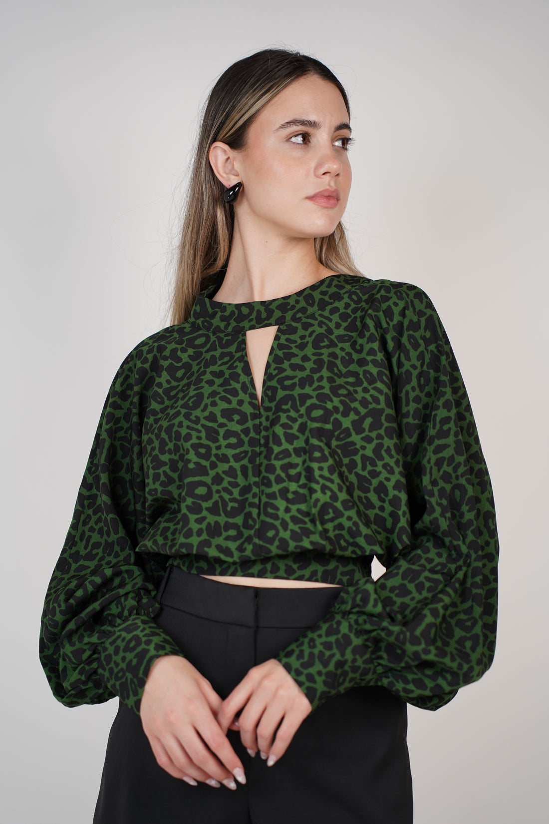 Cheetah Top – Wild Print, Sleek Silhouette