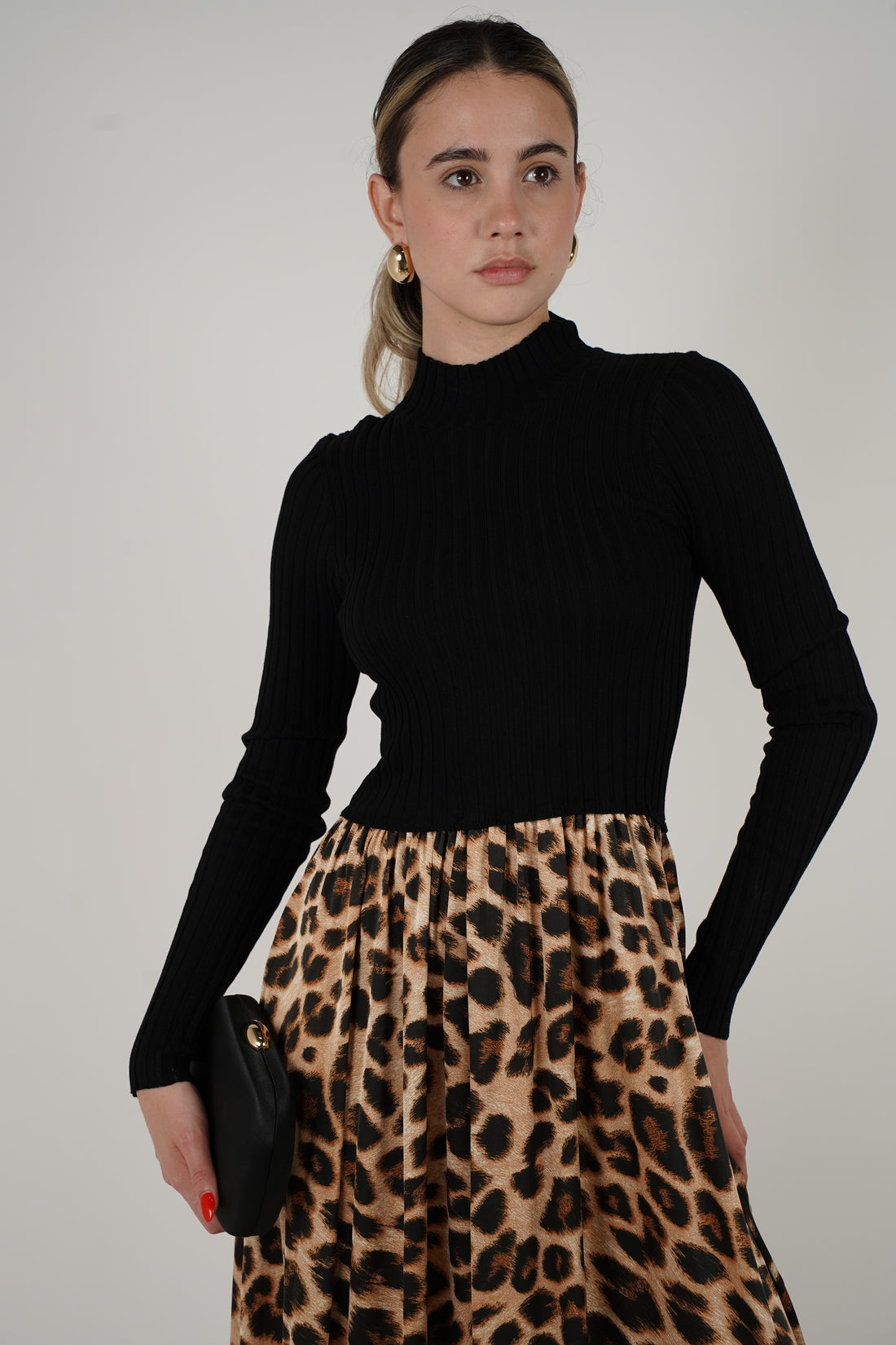 Andreina Dress – Bold, Elegant & Wild
