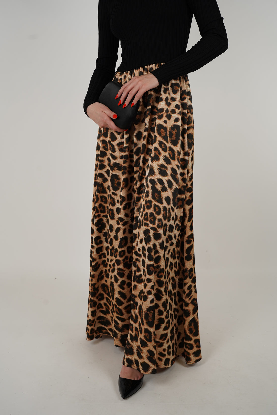 Andreina Dress – Bold, Elegant & Wild