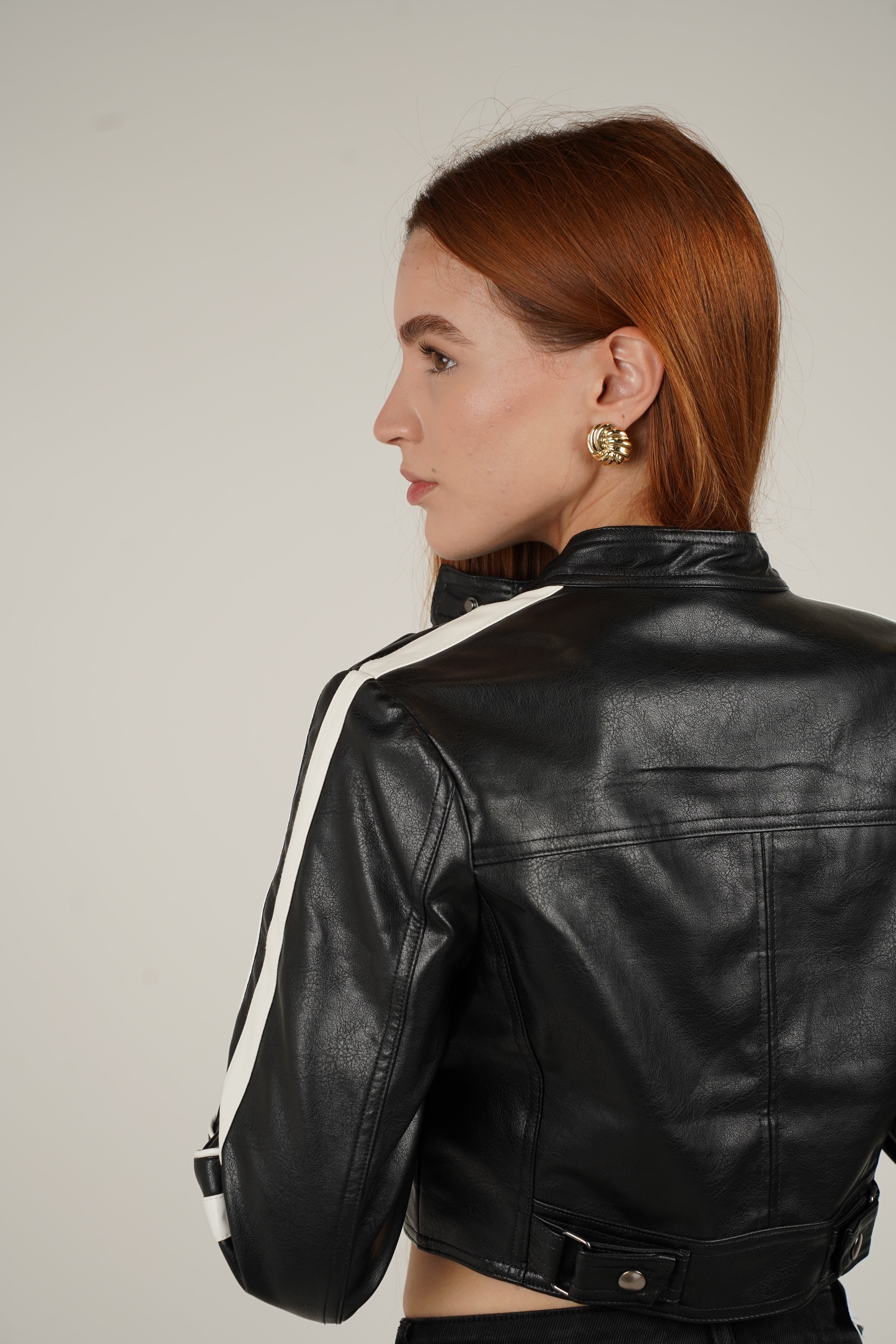 Motor Jacket – Sleek Black with White Stripe Edge