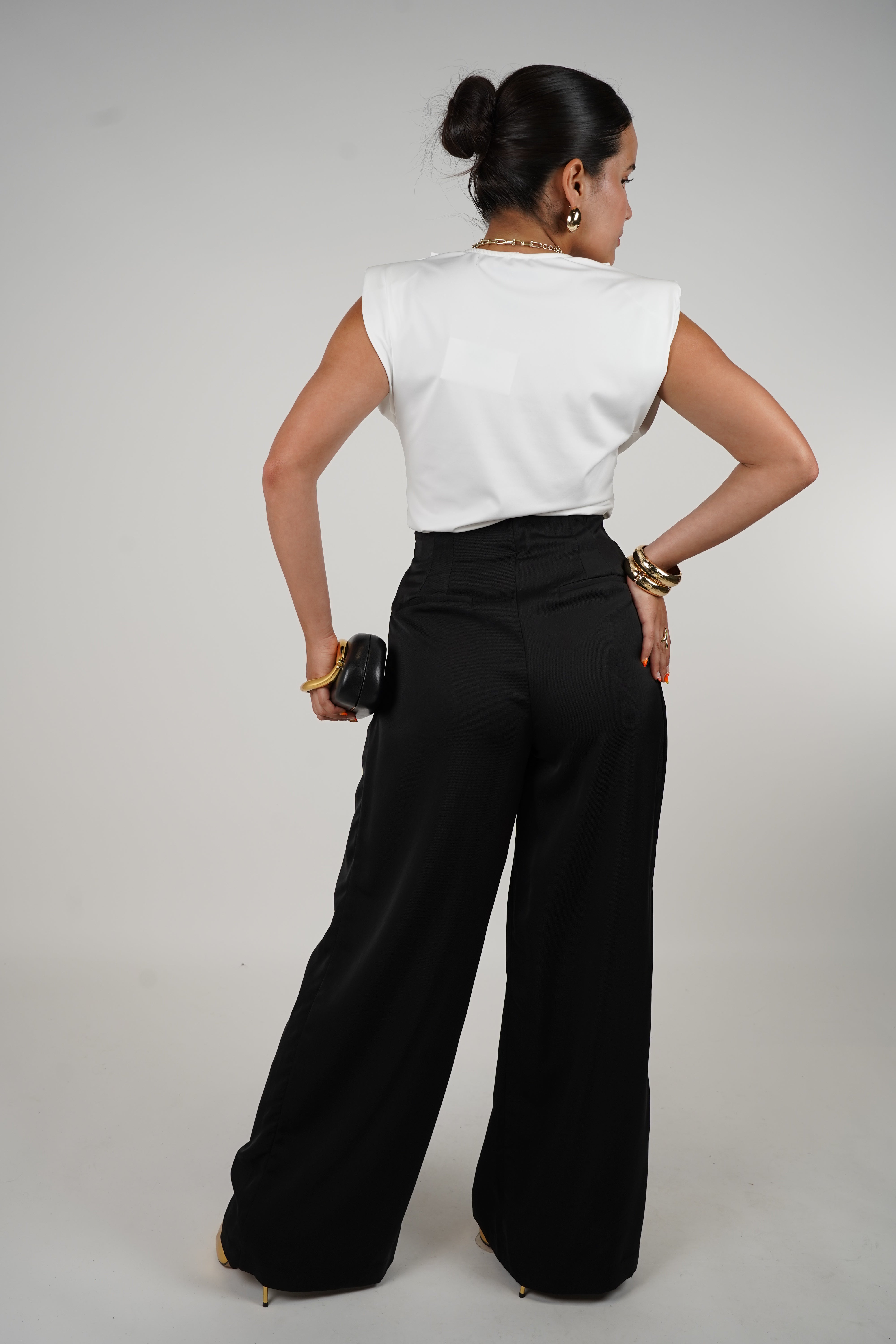 Shofie High-Waisted Wide-Leg Trousers – Statement Style with Tailored Elegance