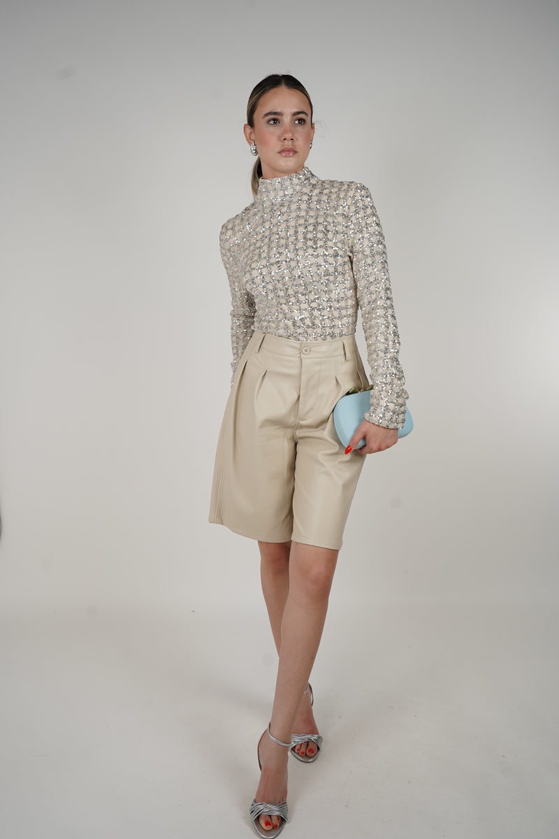 Becca Bermuda – Tailored Edge Meets Modern Ease