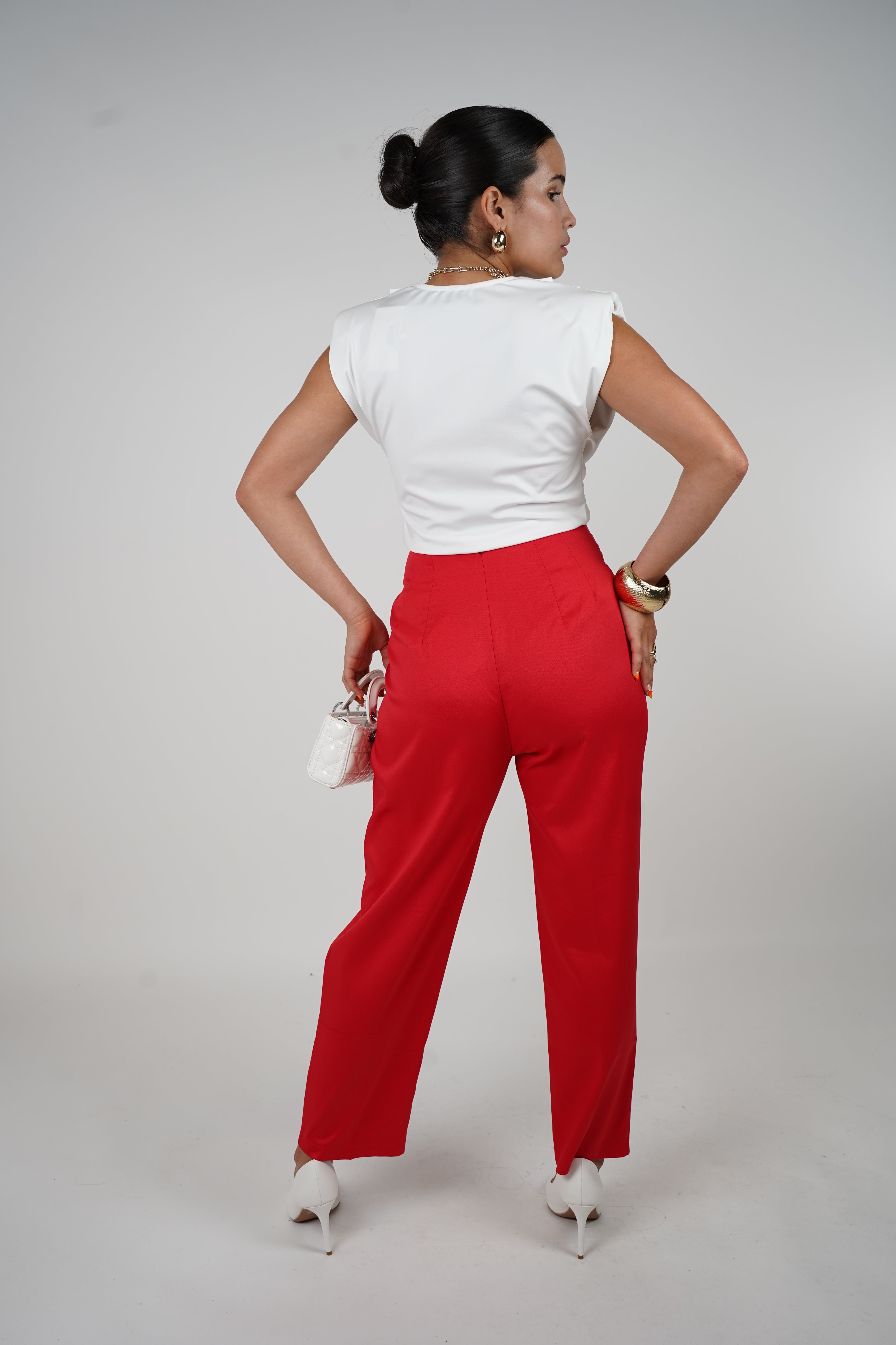 Maria Pants – Bold Elegance in Classic Red