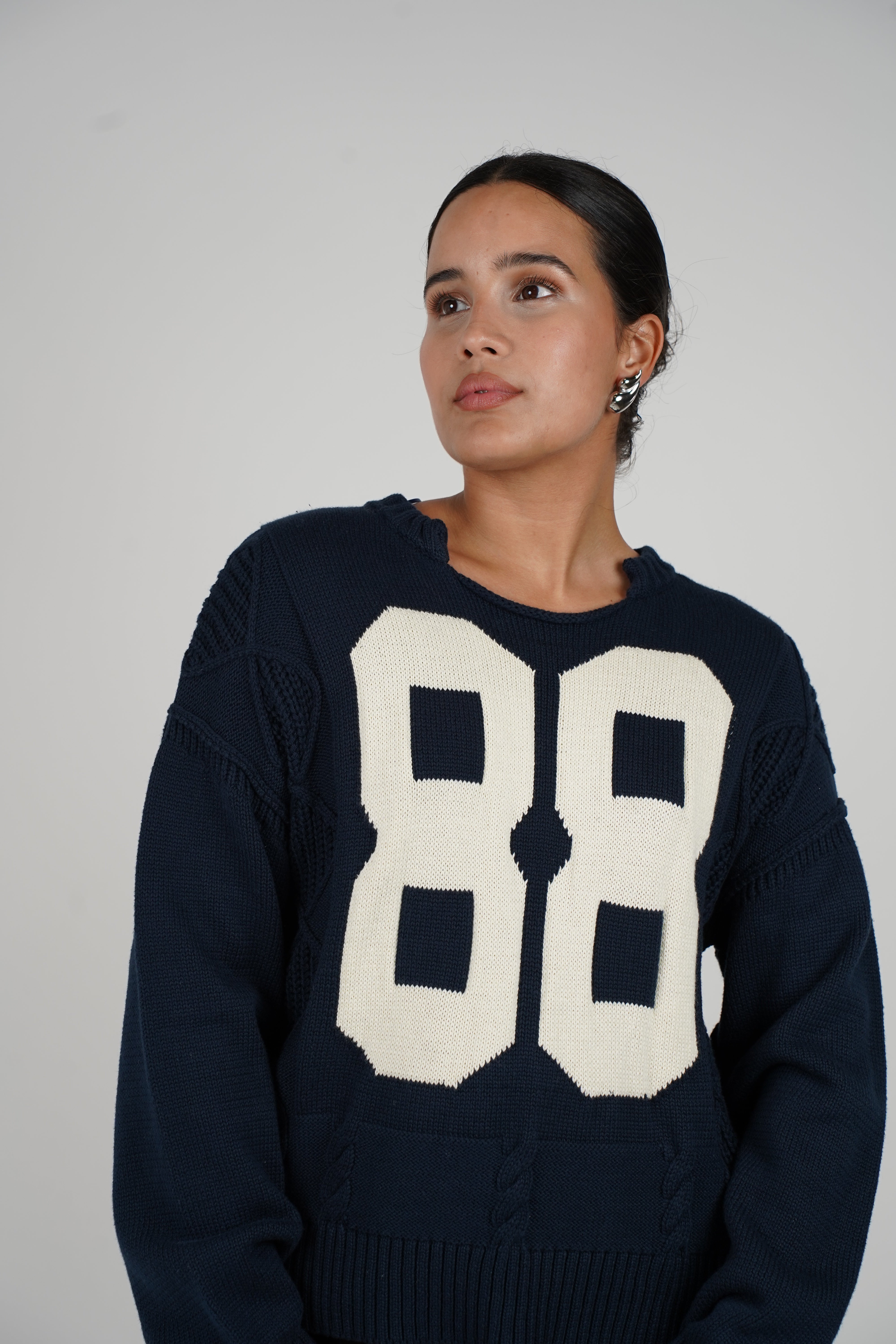 88 Sweater – Sporty Knit with Retro Vibes