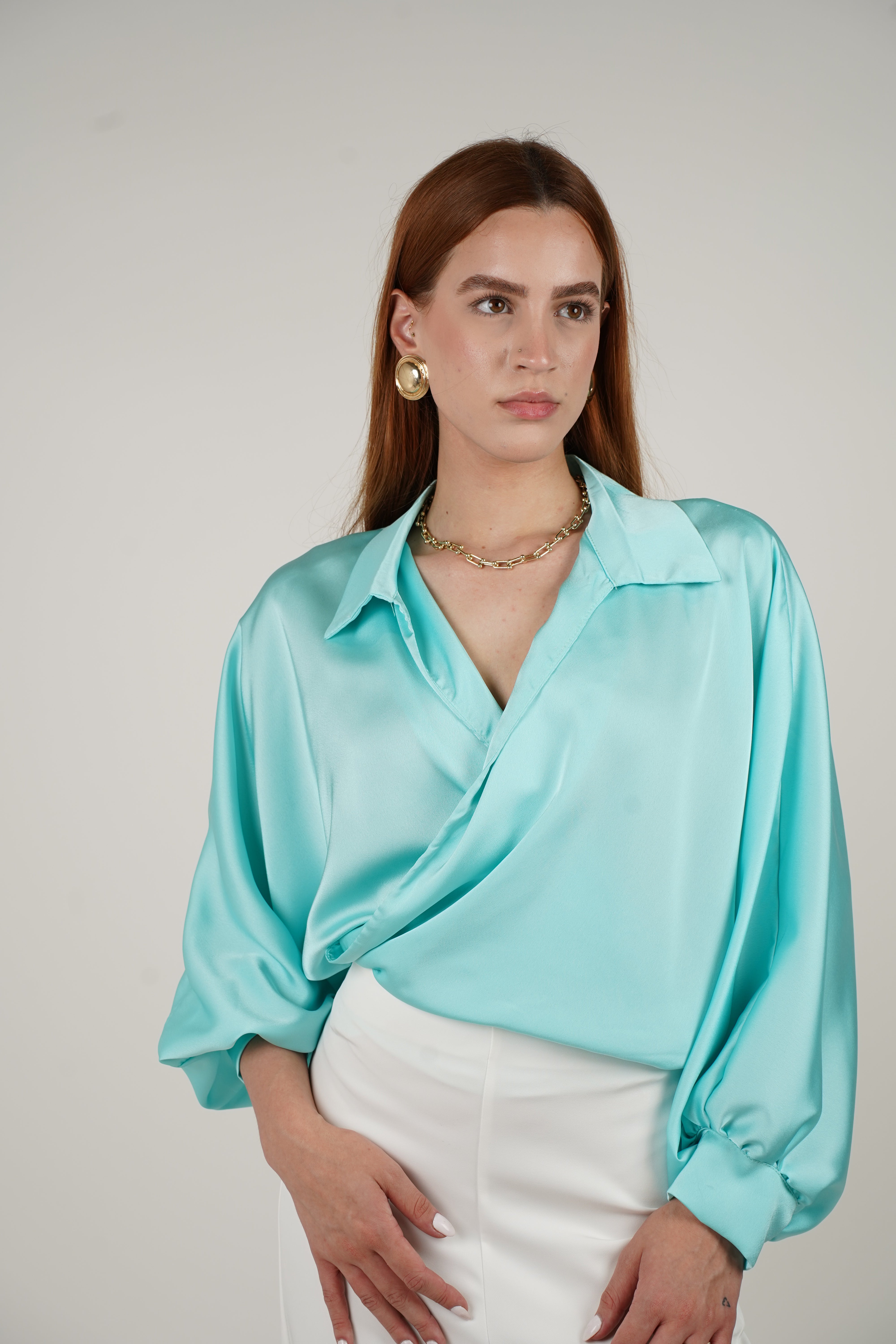 Agatha Silk Blouse – Elegant Shine, Effortless Style