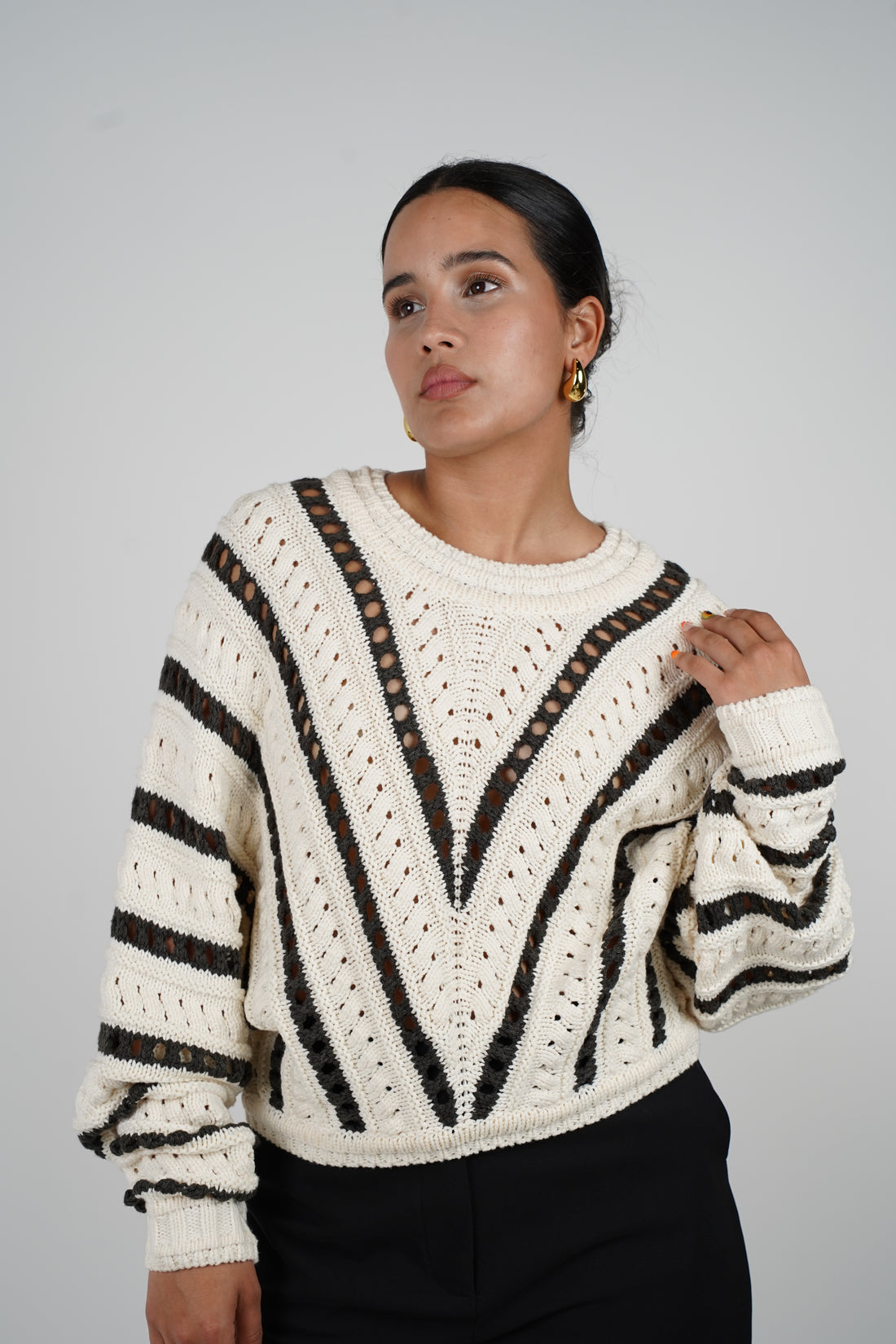 Sadie Sweater – Bold Knit Meets Chic Texture