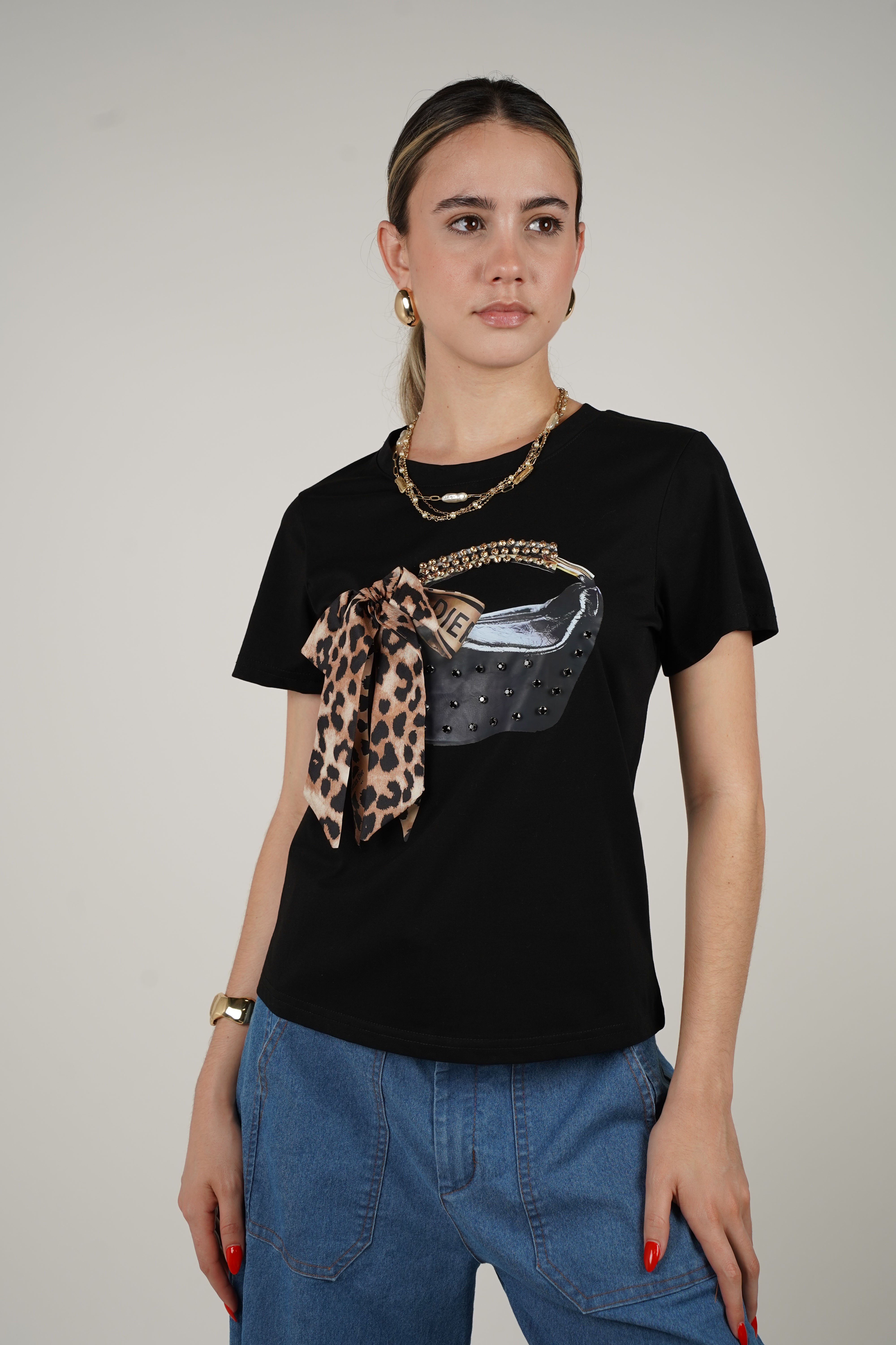 Suni Leopard Bow Top – Chic Meets Playful in Every Stitch