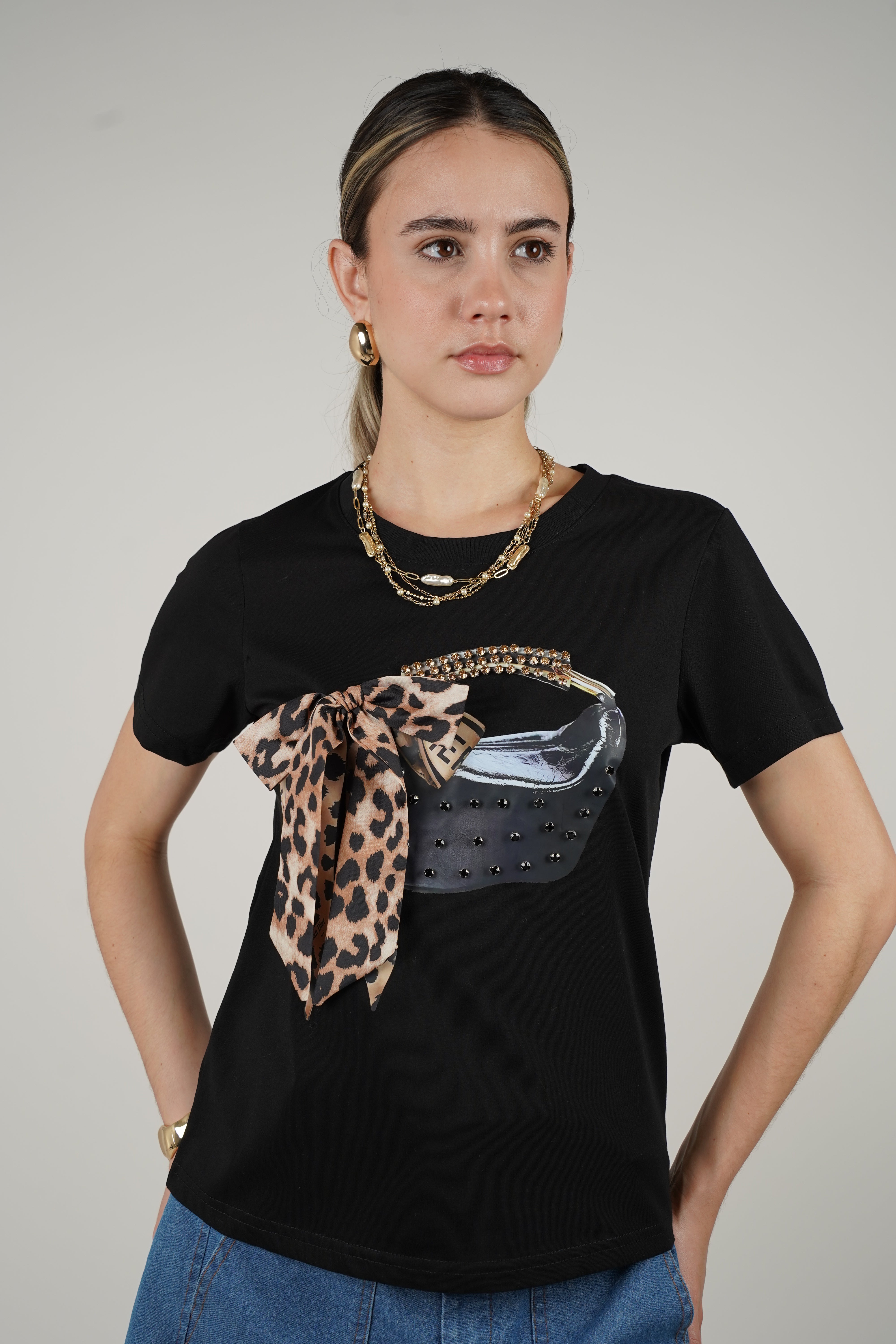 Suni Leopard Bow Top – Chic Meets Playful in Every Stitch