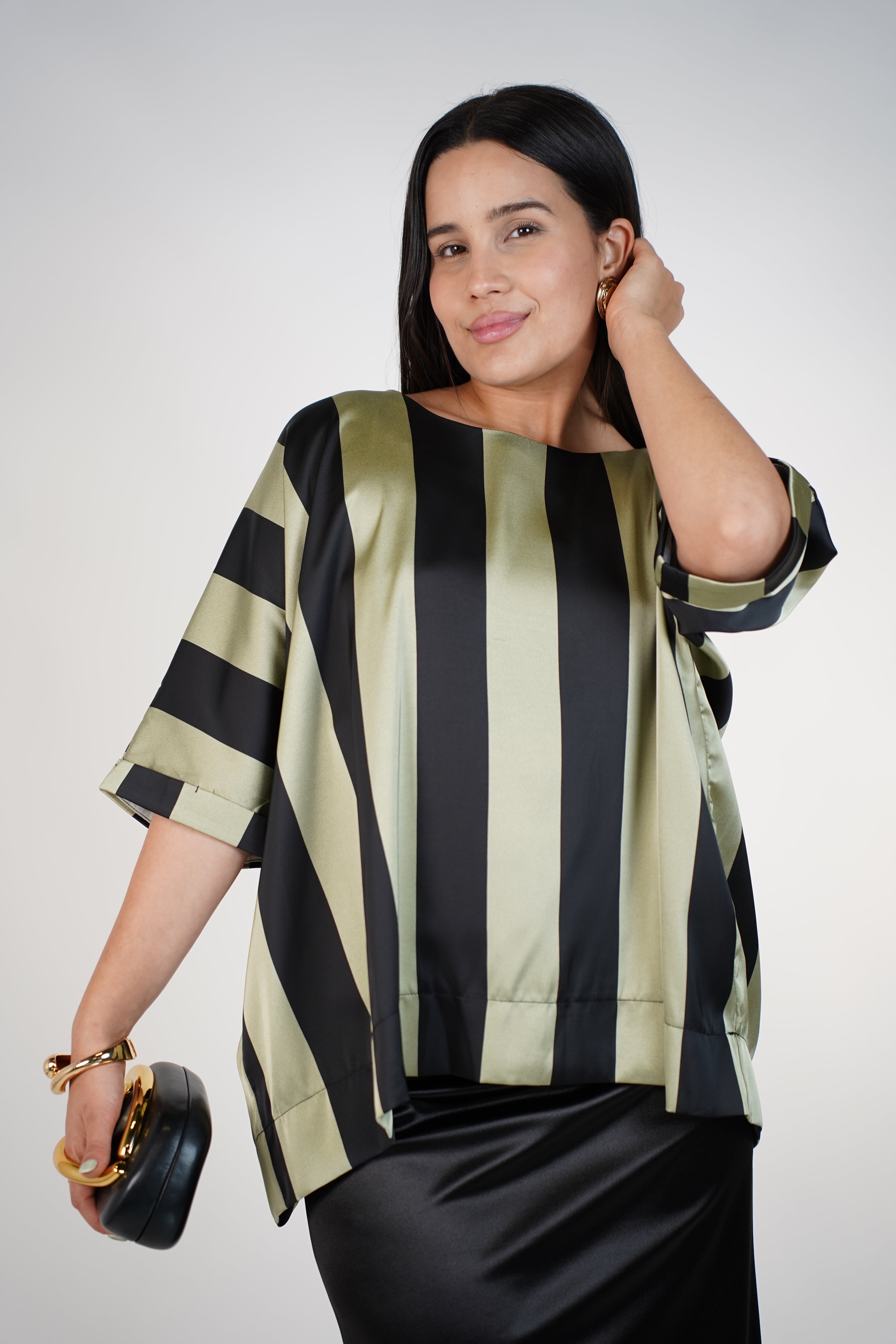 Moniva Striped Blouse – Satin Statement Top with Bold Vertical Contrast