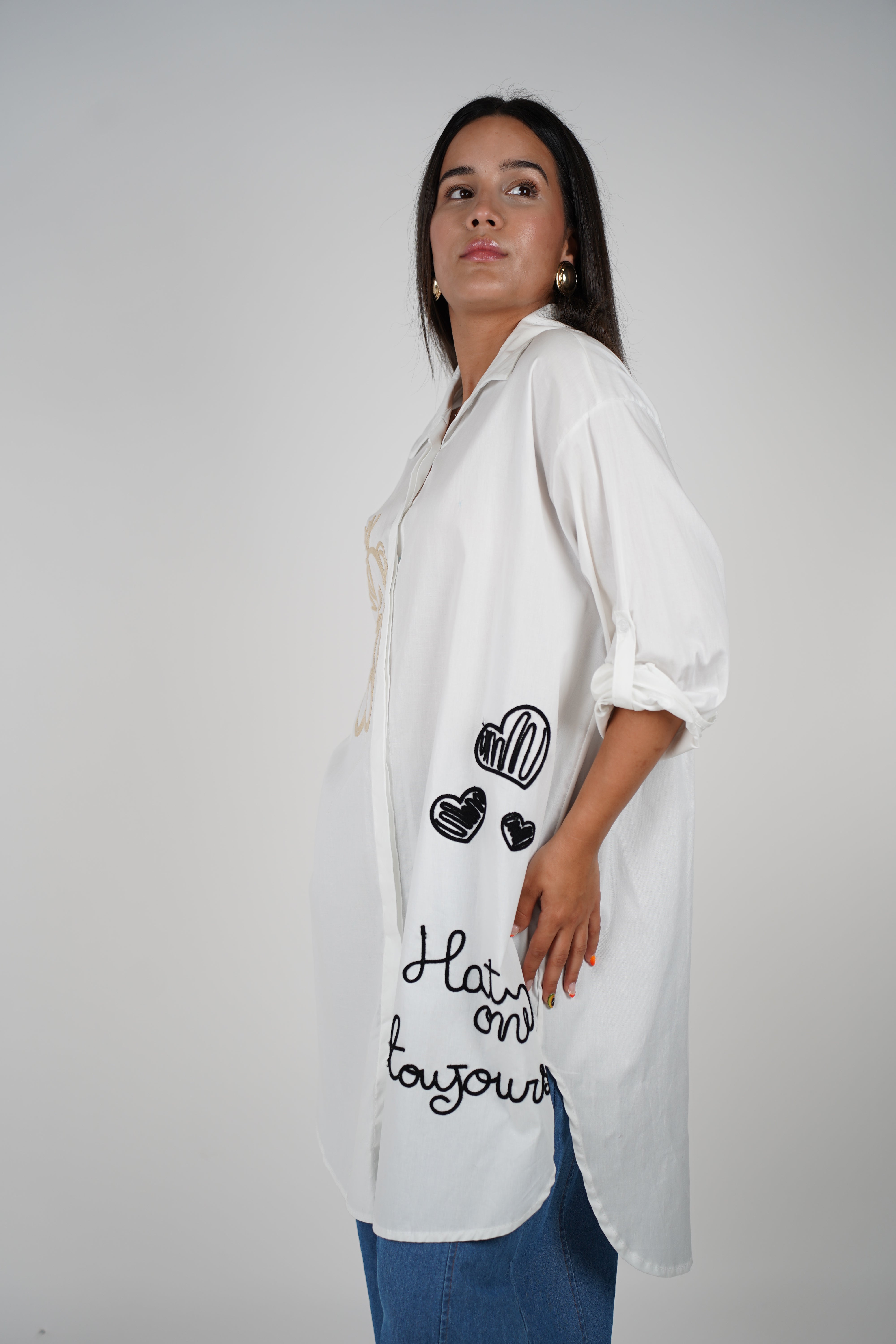 Daylin Oso Button Down – Playful Charm with an Oversized Fit