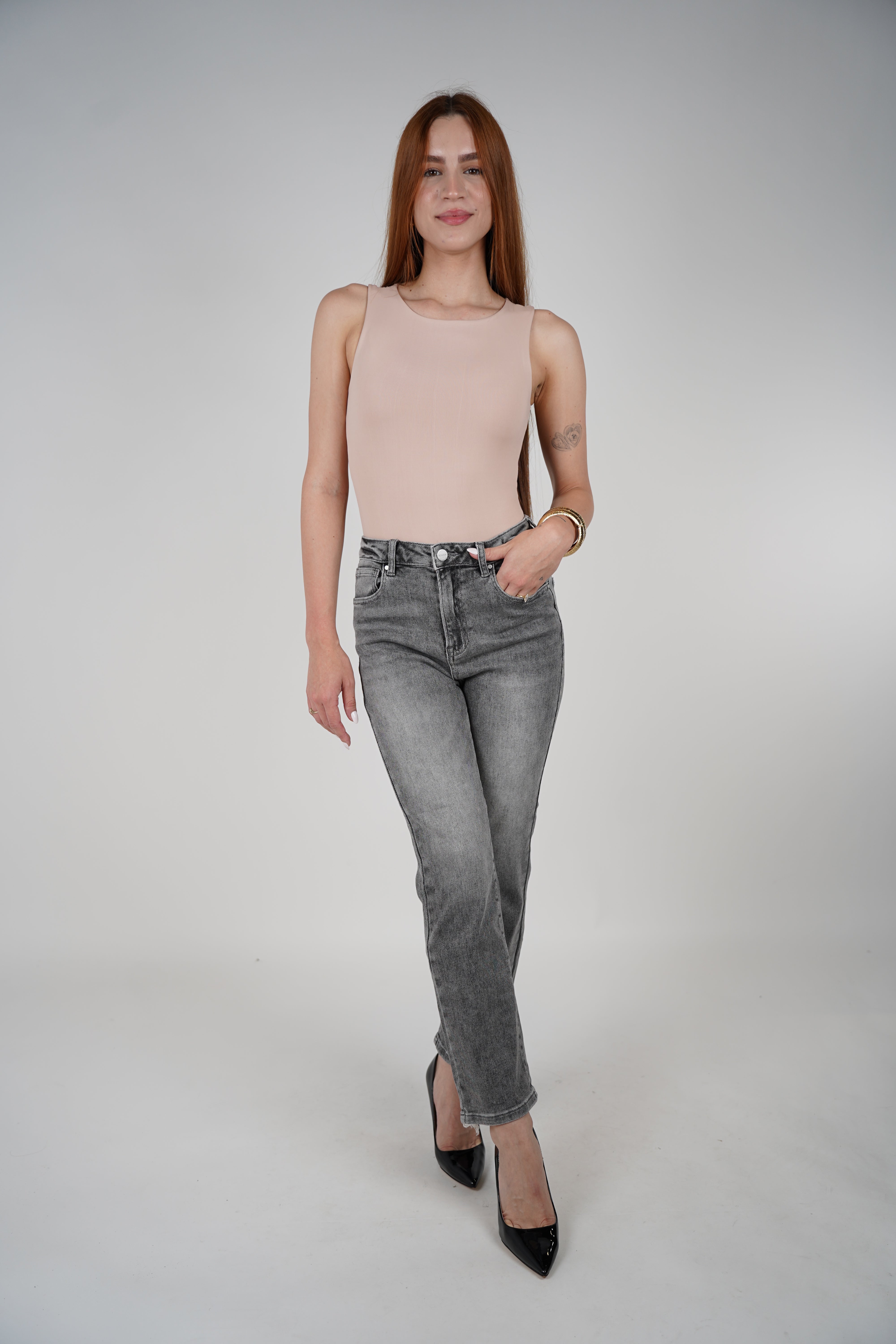 Della Jeans – Washed Black Straight-Leg Denim