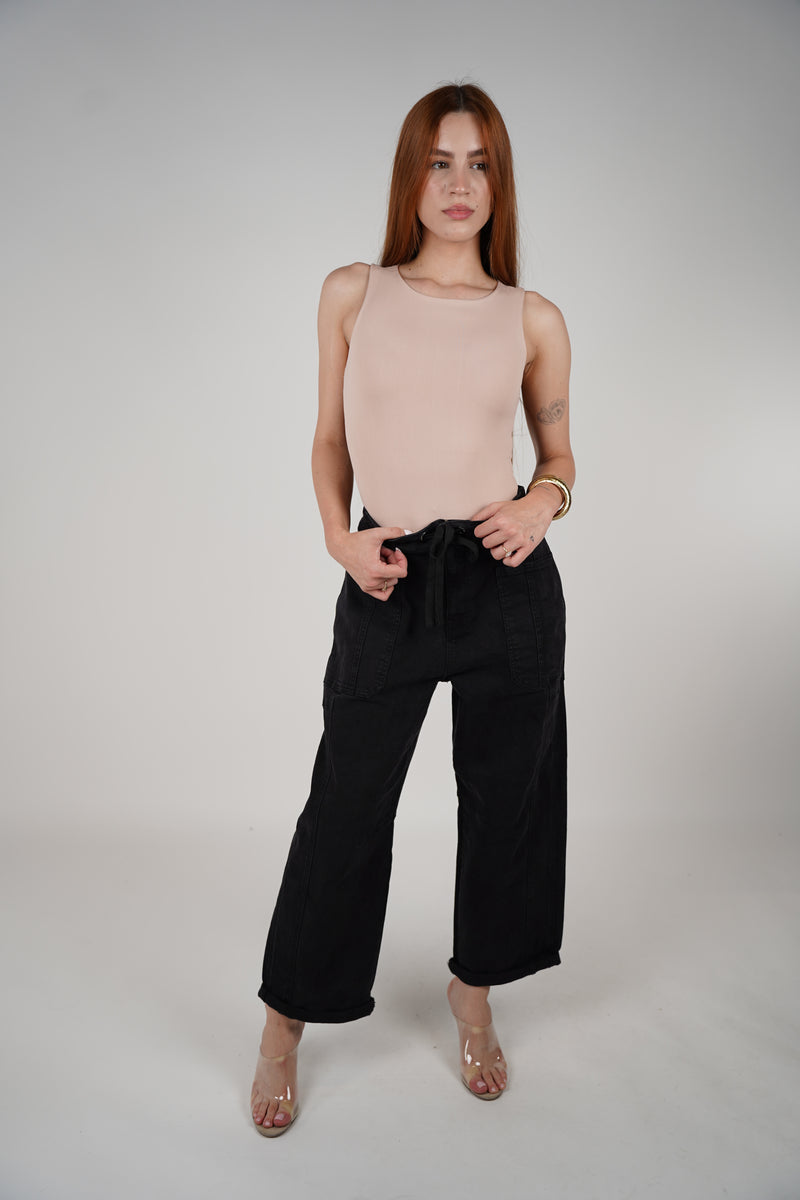 Monica Barrel Utility Cargo Pants – Effortlessly Edgy with a Relaxed Fit