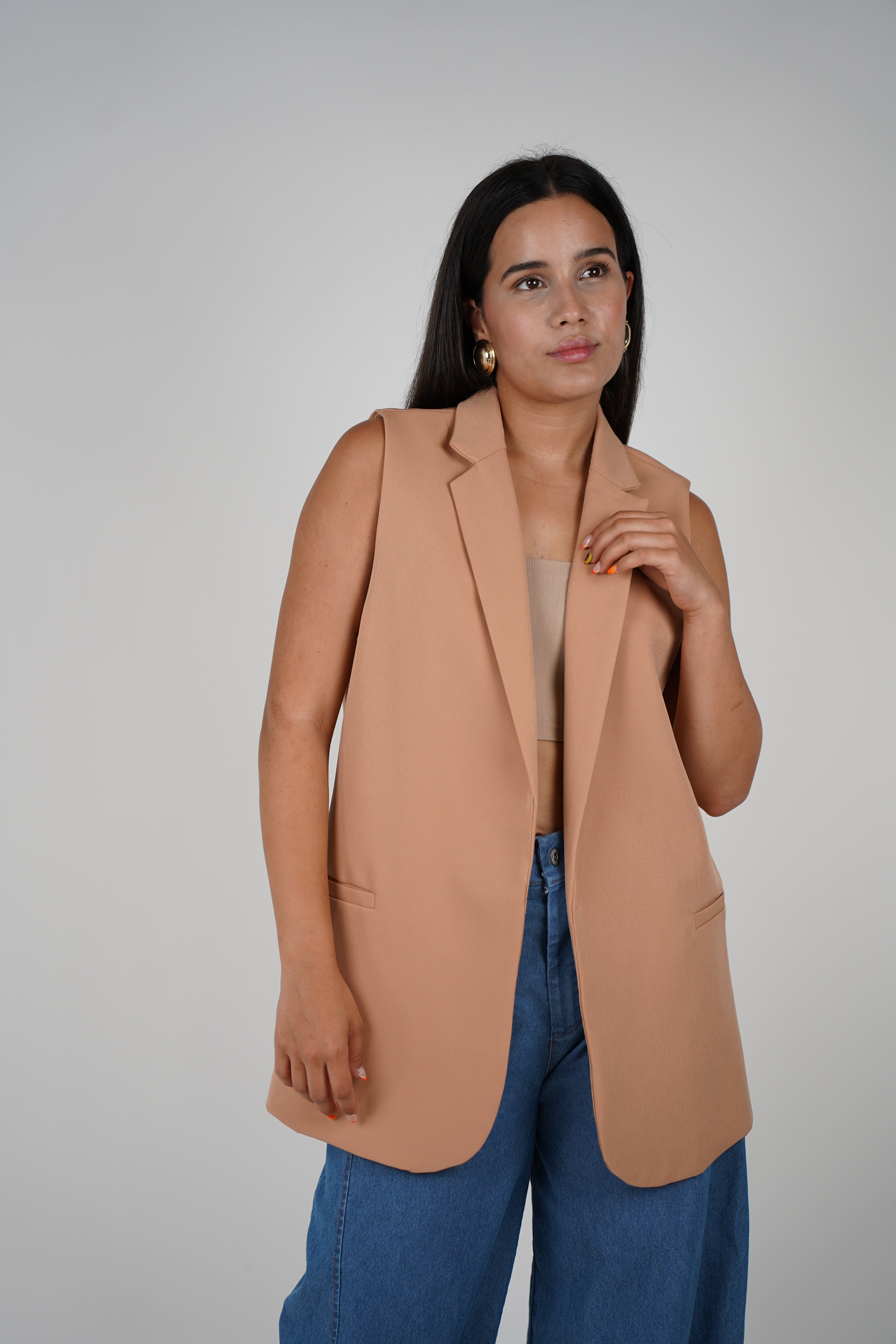 Ivory Vest – Sleek Sleeveless Blazer for Layered Looks