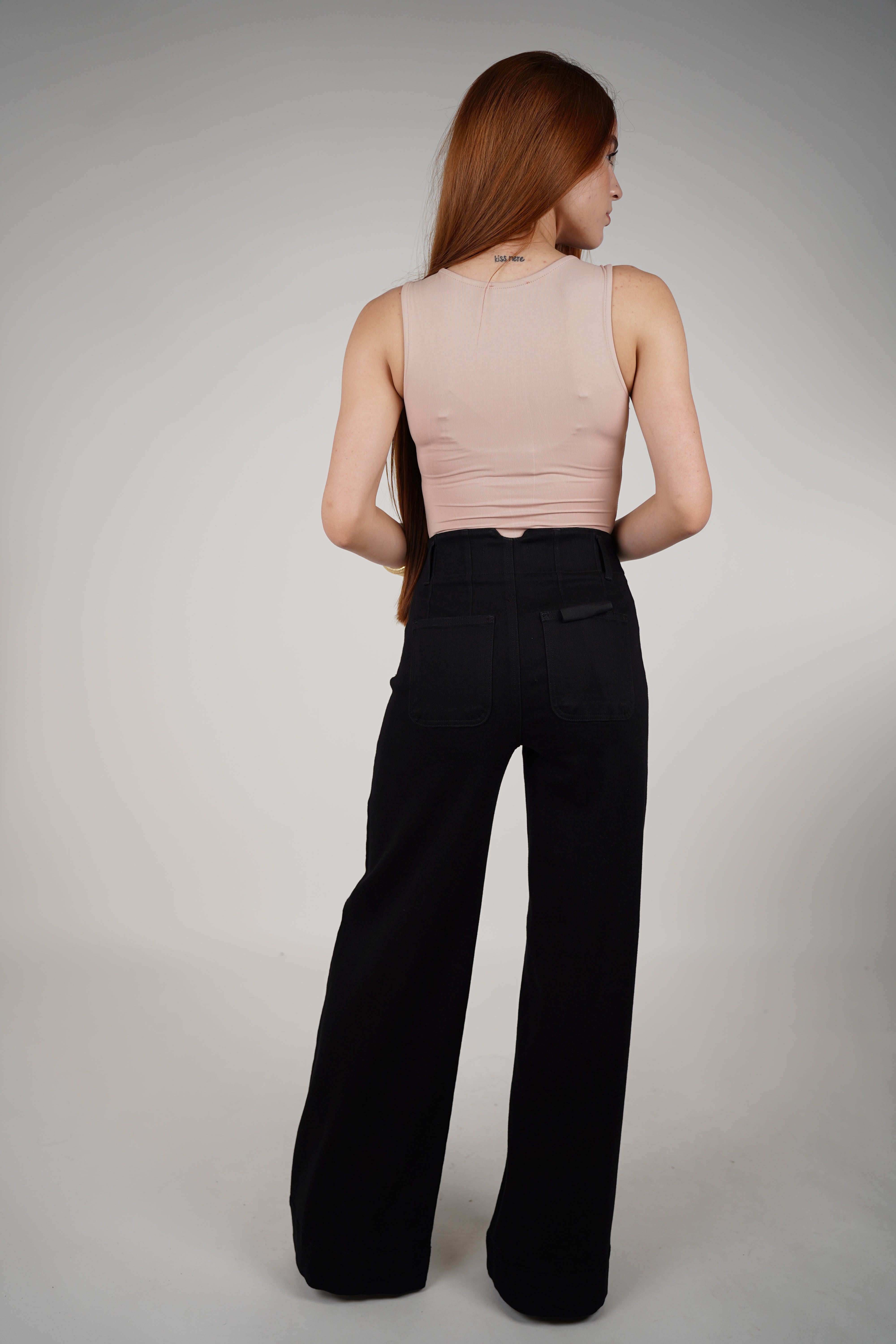 Yamileth Wideleg Jeans – Sleek Black Denim with a Tailored Flow