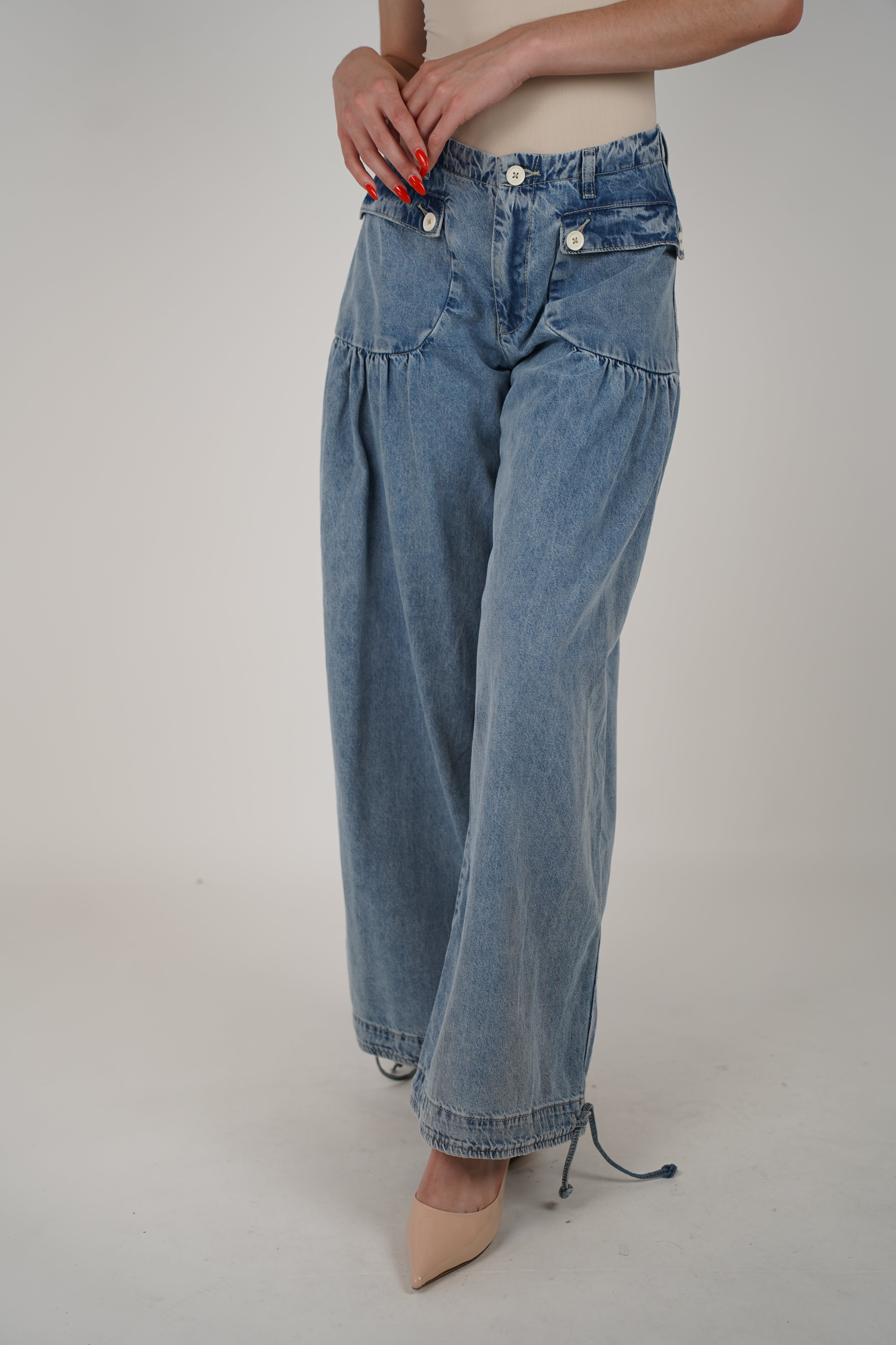 Mora Wideleg Jeans – Statement Denim with a Unique Twist