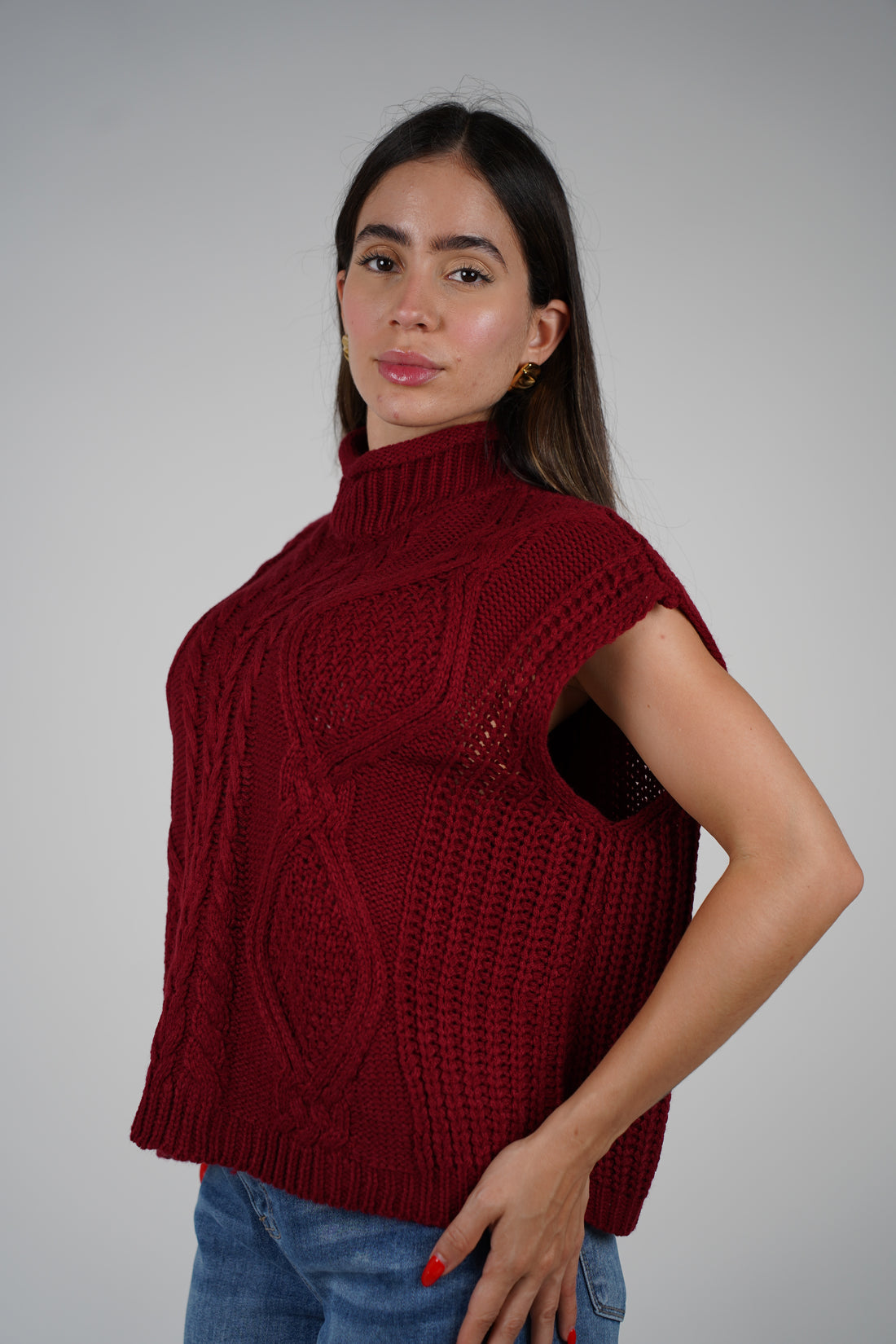 Nani Sweater – Chunky Cable Knit in Wine Red