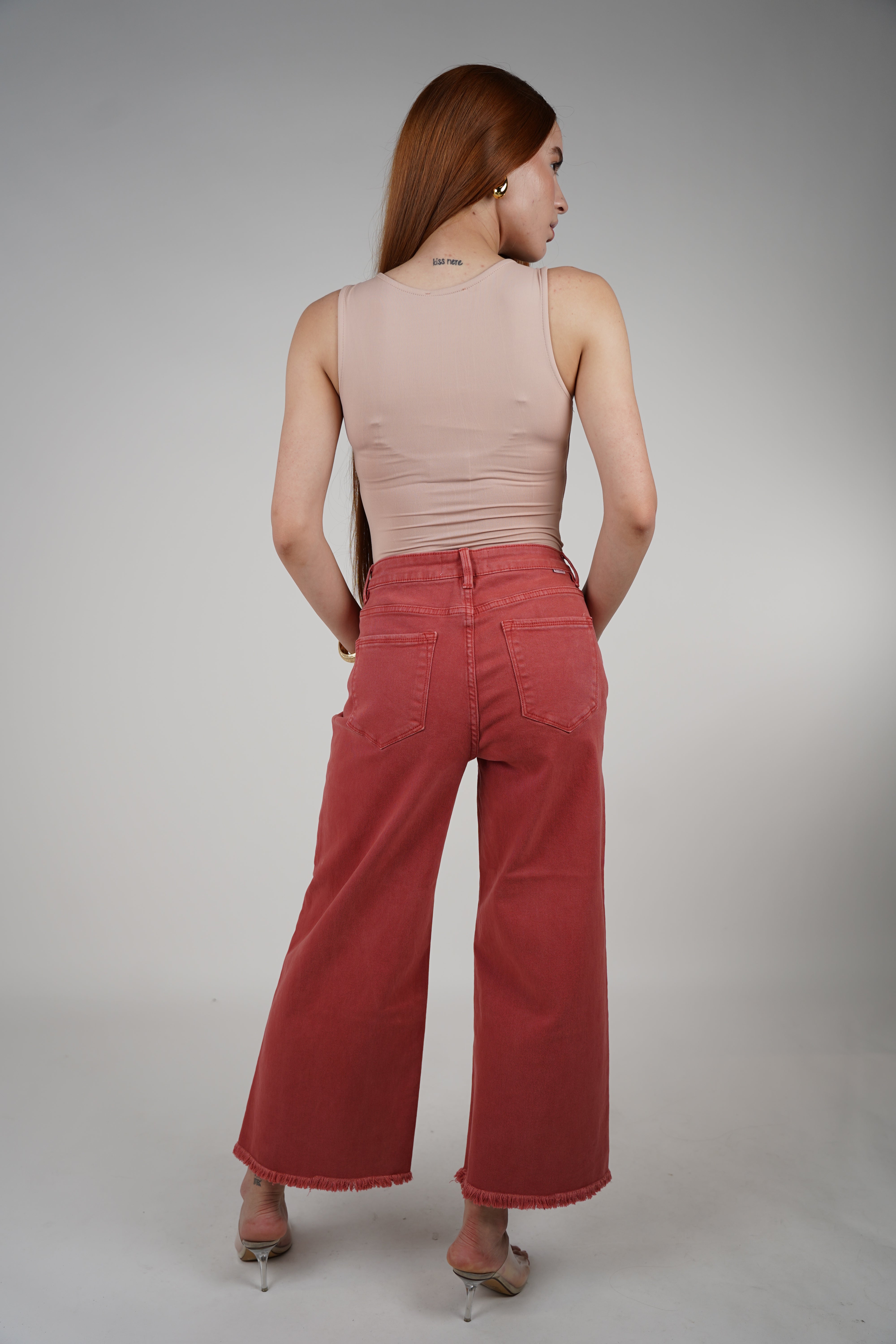 Dayana Wide Leg Jeans – Bold Color, Effortless Style