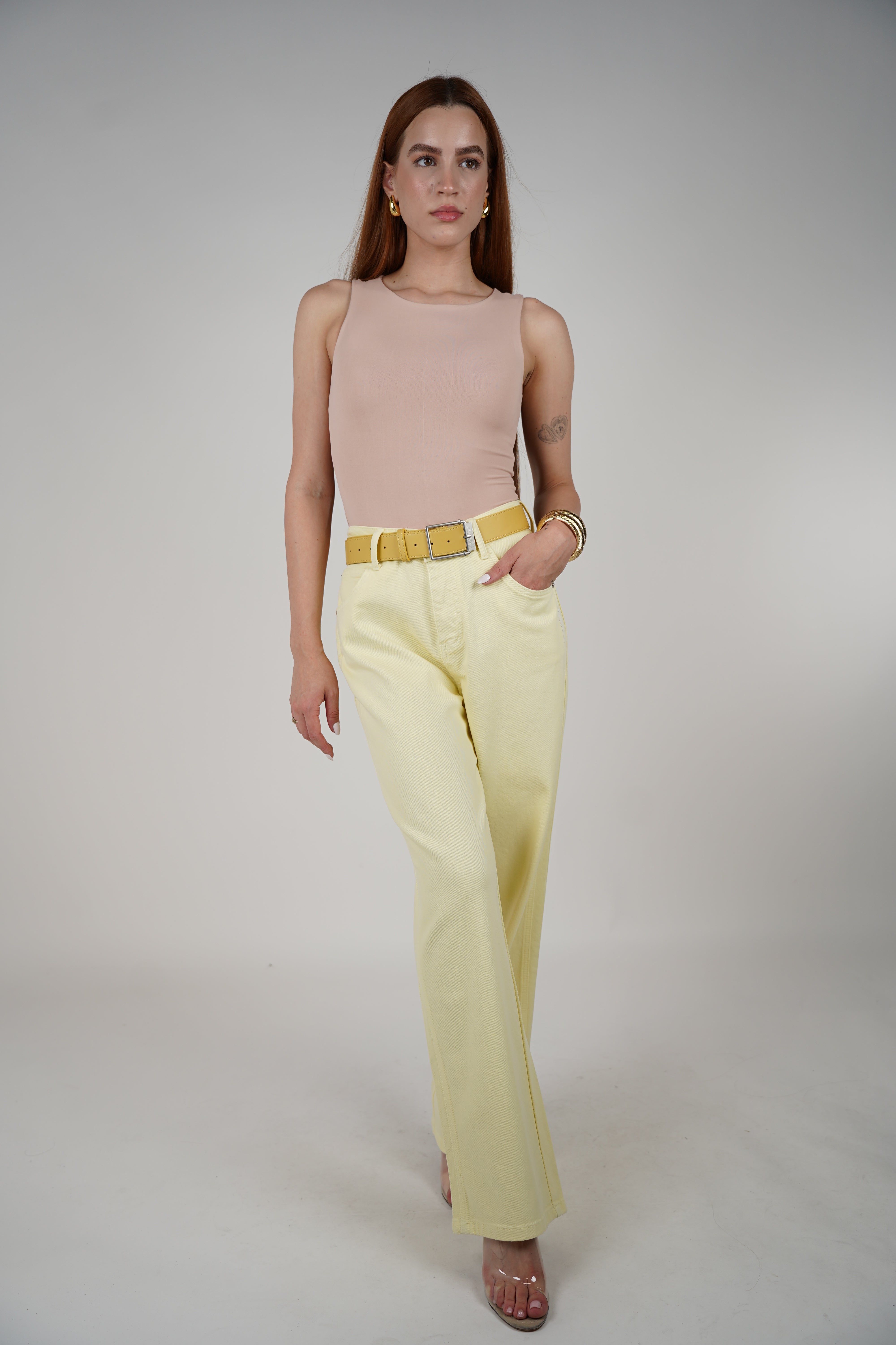 Muse Sunny Stretch Belted Jeans – Soft Yellow High-Rise with Statement Belt
