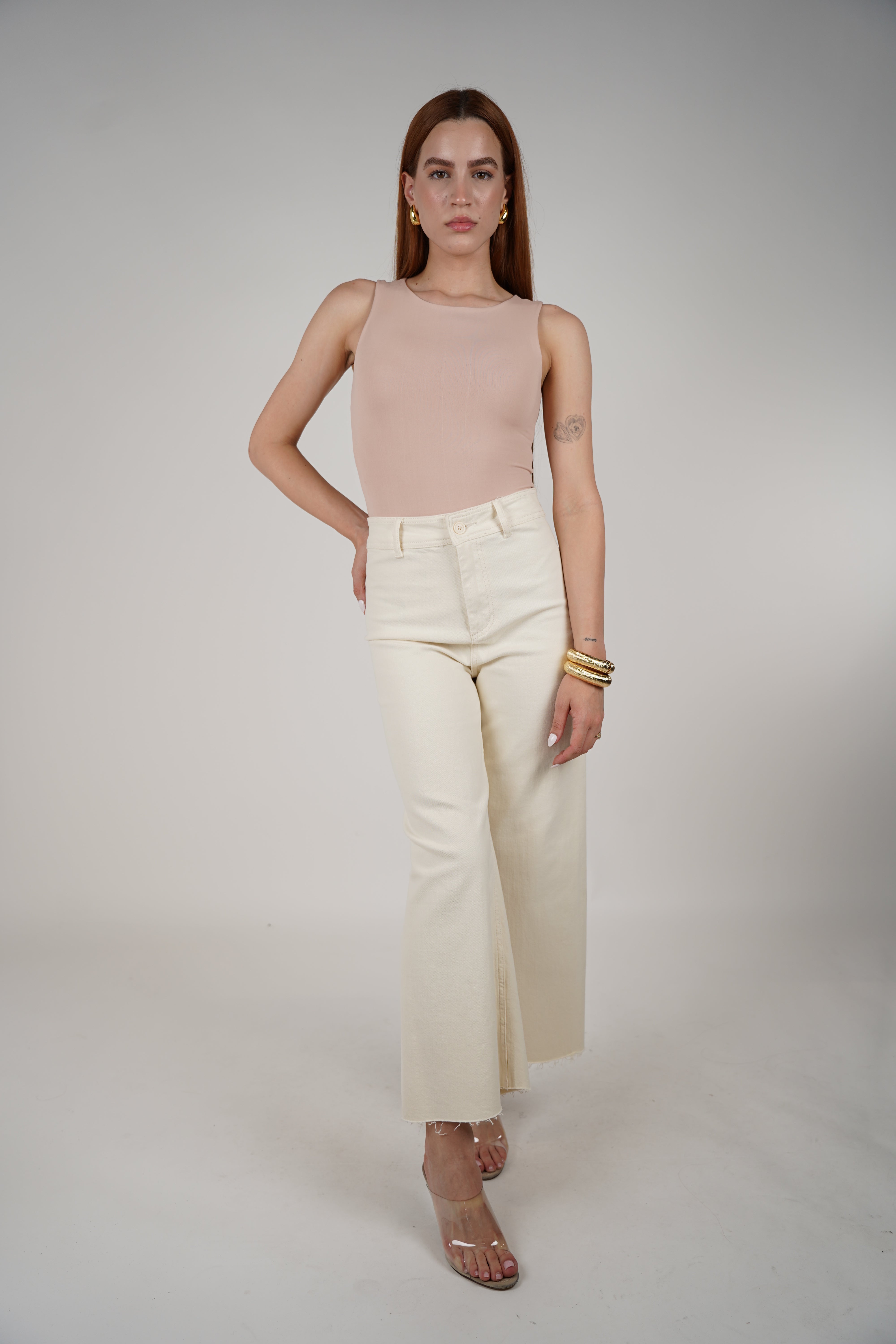 Genesis Wideleg Jeans – Clean, Creamy, and Effortlessly Chic