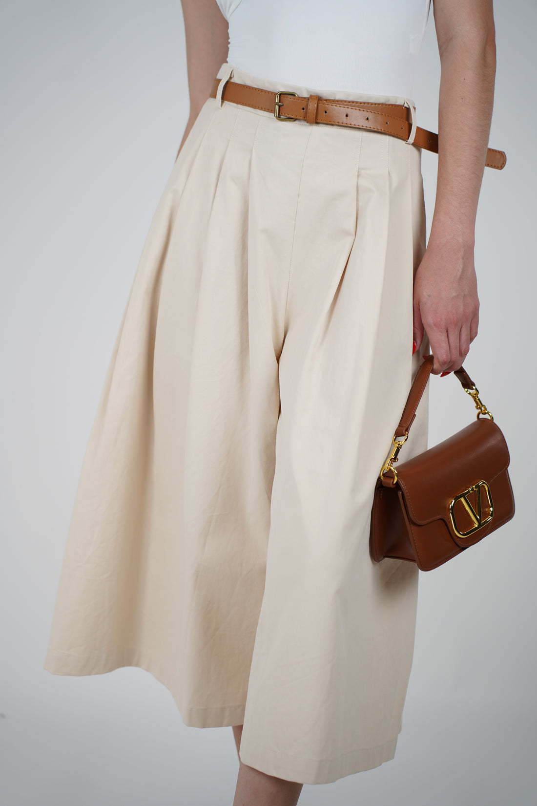 Laney Pants – Wide-Leg Midi Culottes in Soft Beige