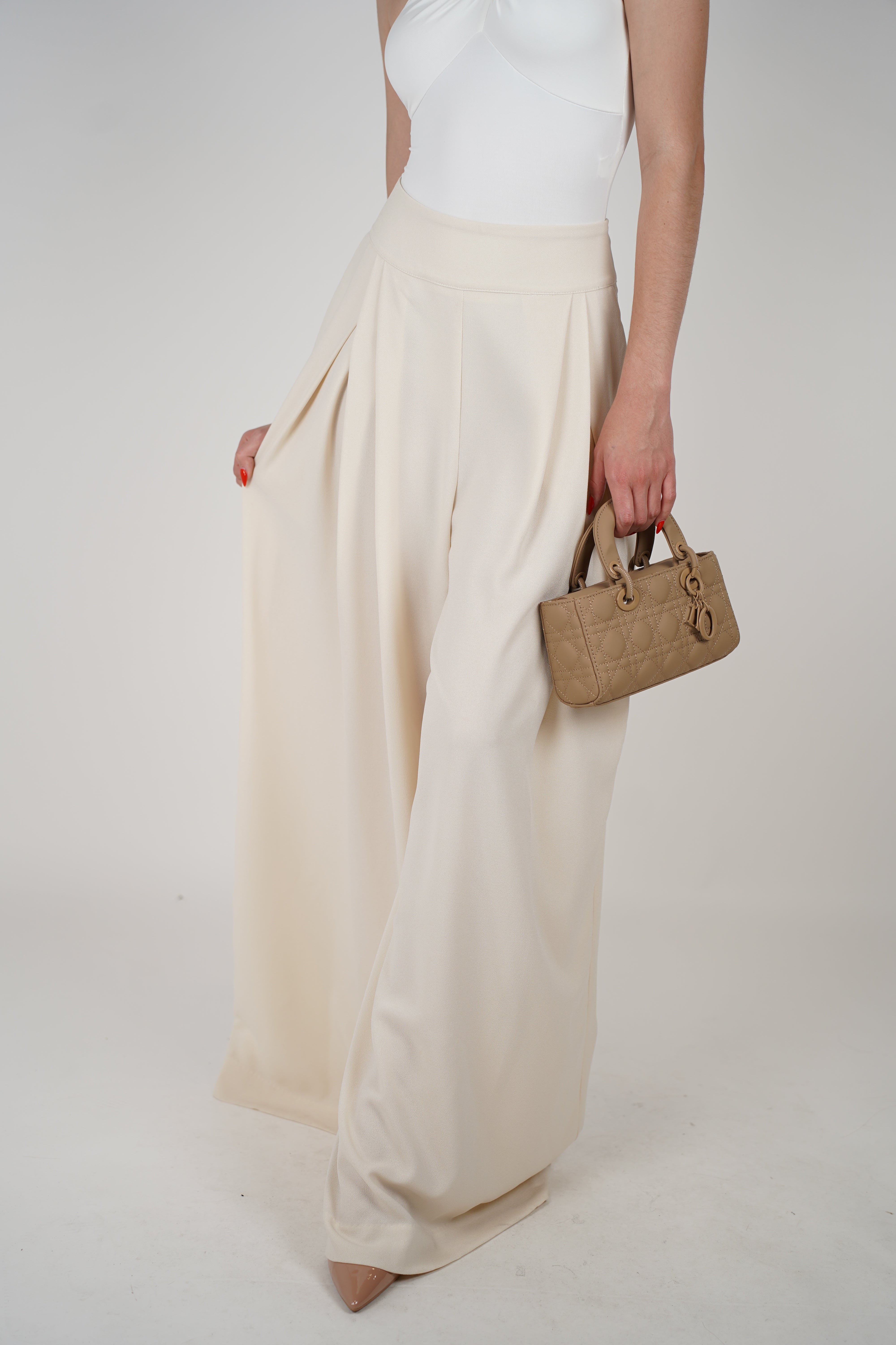 Jany Palazzo Pants – Soft Cream Elegance with a Flowing Silhouette