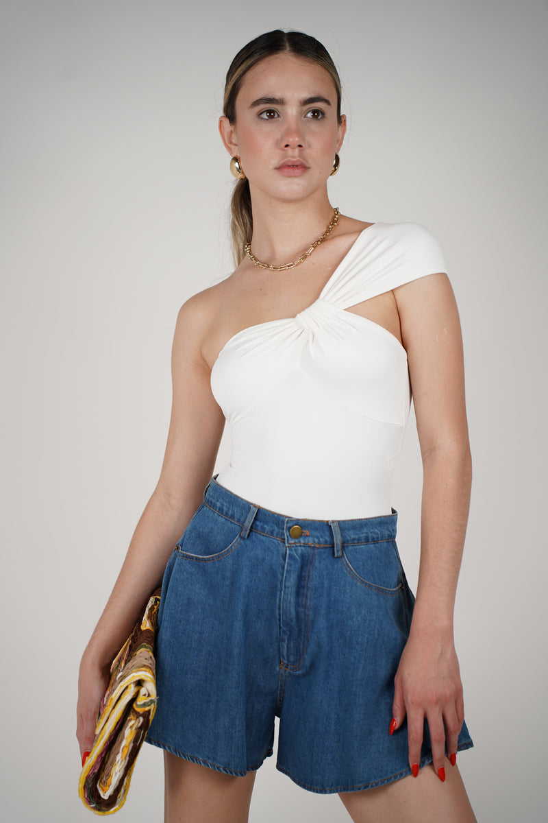 Valeria Shorts – Effortless Denim Vibe